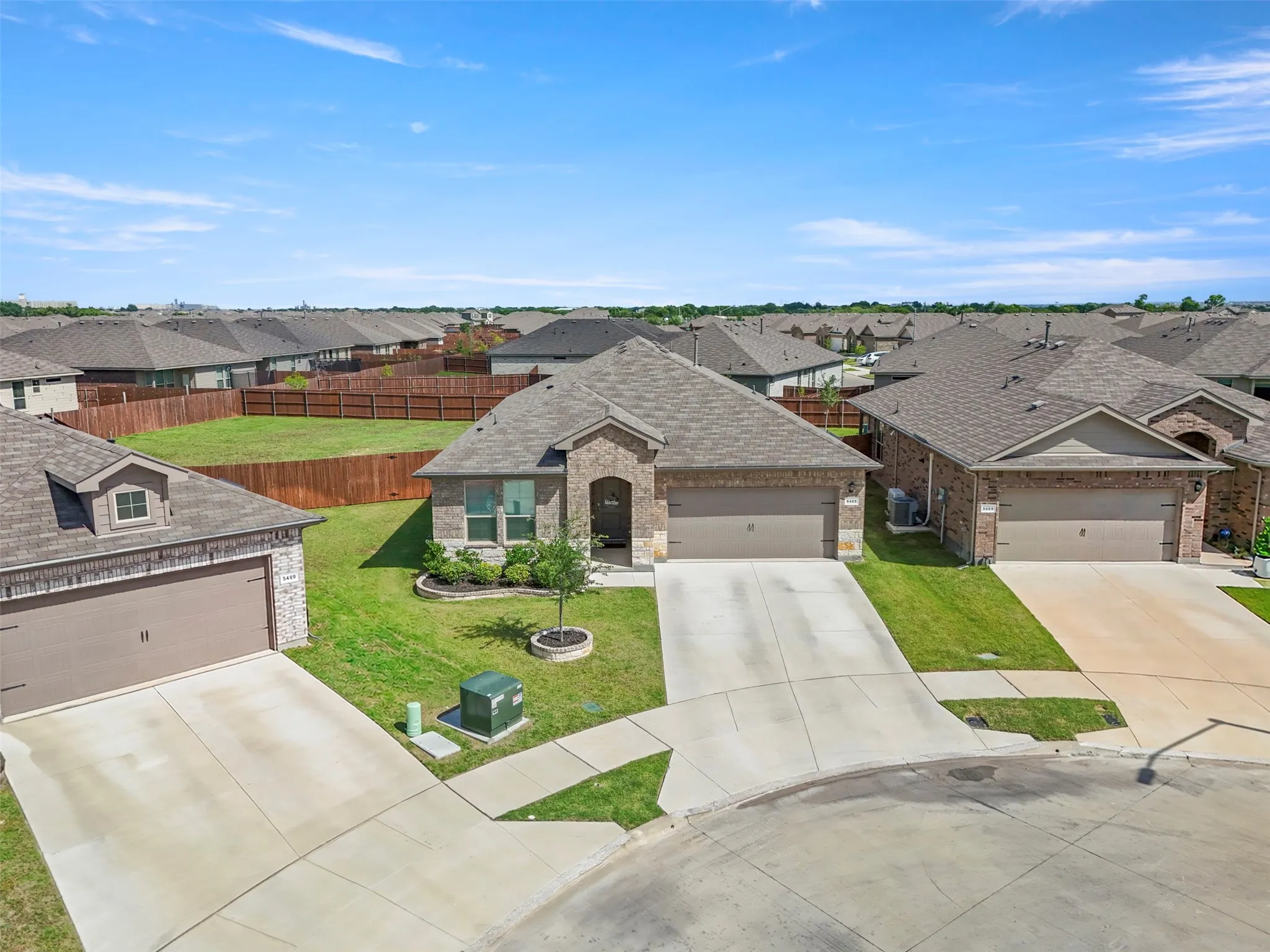 Single Family Residence For Rent in Tarrant County , 5405 N Wind Lane, Fort Worth, Texas 76179, 5 Bedroom, 3 Bathroom, 2 Garage spaces, 2,155 Sqft, built in 2023, mls#21356525, Real Estate Agent in Fort Worth, Homes For Rent in Tarrant county, Homes For Rent in Fort Worth, Realtor in Fort Worth Texas, Real Estate Brokerage Independent Realty Texas, Luminita Cordes Realtor