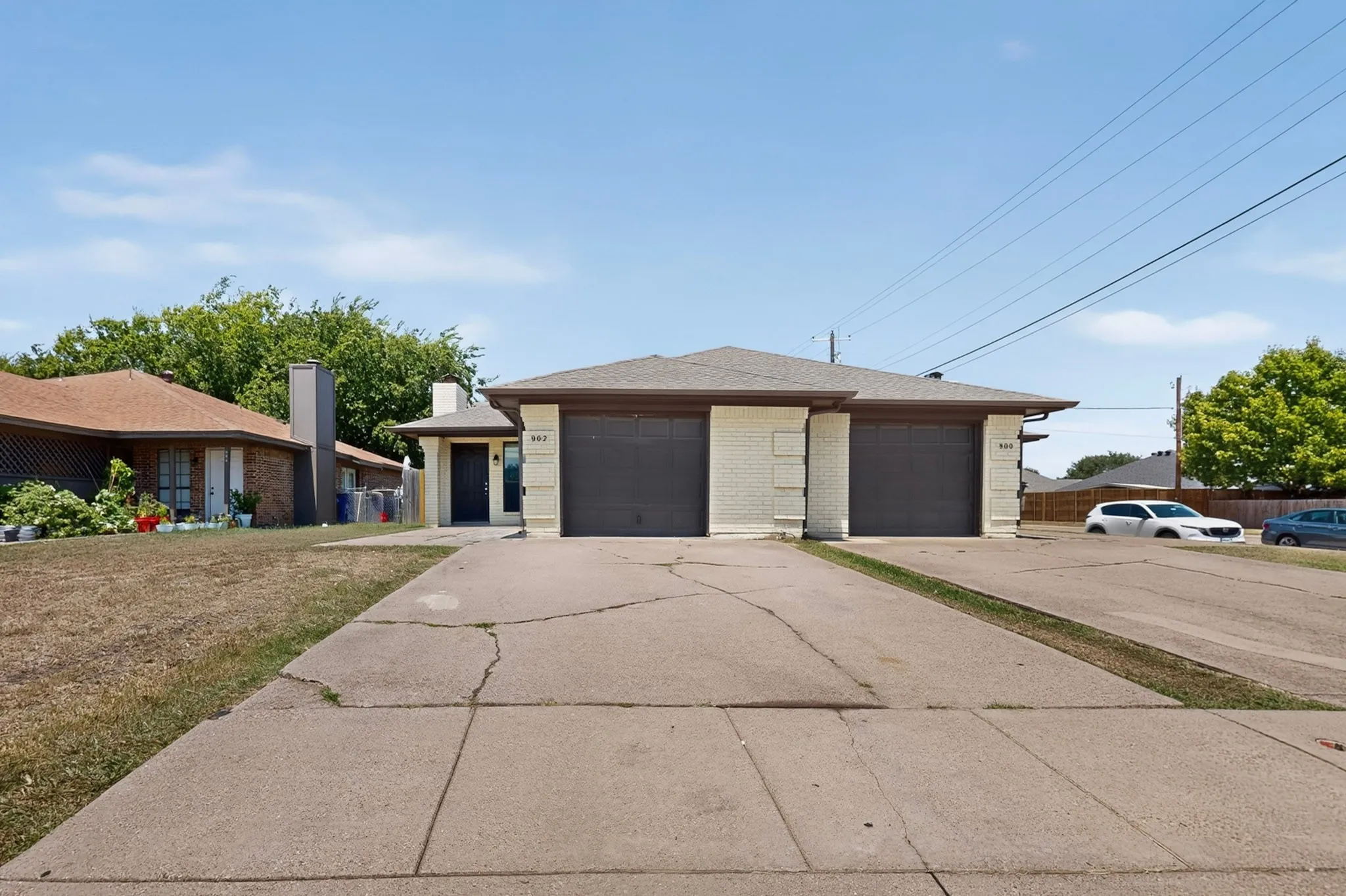 Duplex For Sale in Johnson County , 900 Irene Street, Burleson, Texas 76028, 6 Bedroom, 4 Bathroom, 2 Garage spaces, 2,352 Sqft, built in 1985, mls#21354596, Real Estate Agent in Burleson, Homes For Sale in Johnson county, Homes For Sale in Burleson, Realtor in Burleson Texas, Real Estate Brokerage Independent Realty Texas, Luminita Cordes Realtor