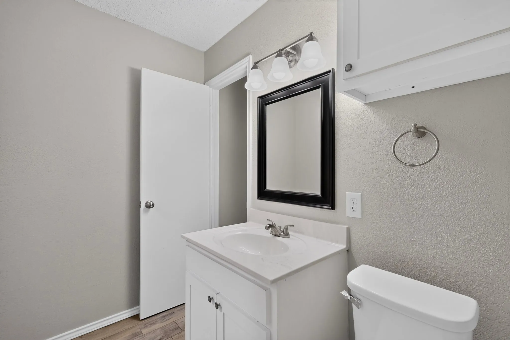 Duplex For Sale in Johnson County , 900 Irene Street, Burleson, Texas 76028, 6 Bedroom, 4 Bathroom, 2 Garage spaces, 2,352 Sqft, built in 1985, mls#21354596, Real Estate Agent in Burleson, Homes For Sale in Johnson county, Homes For Sale in Burleson, Realtor in Burleson Texas, Real Estate Brokerage Independent Realty Texas, Luminita Cordes Realtor