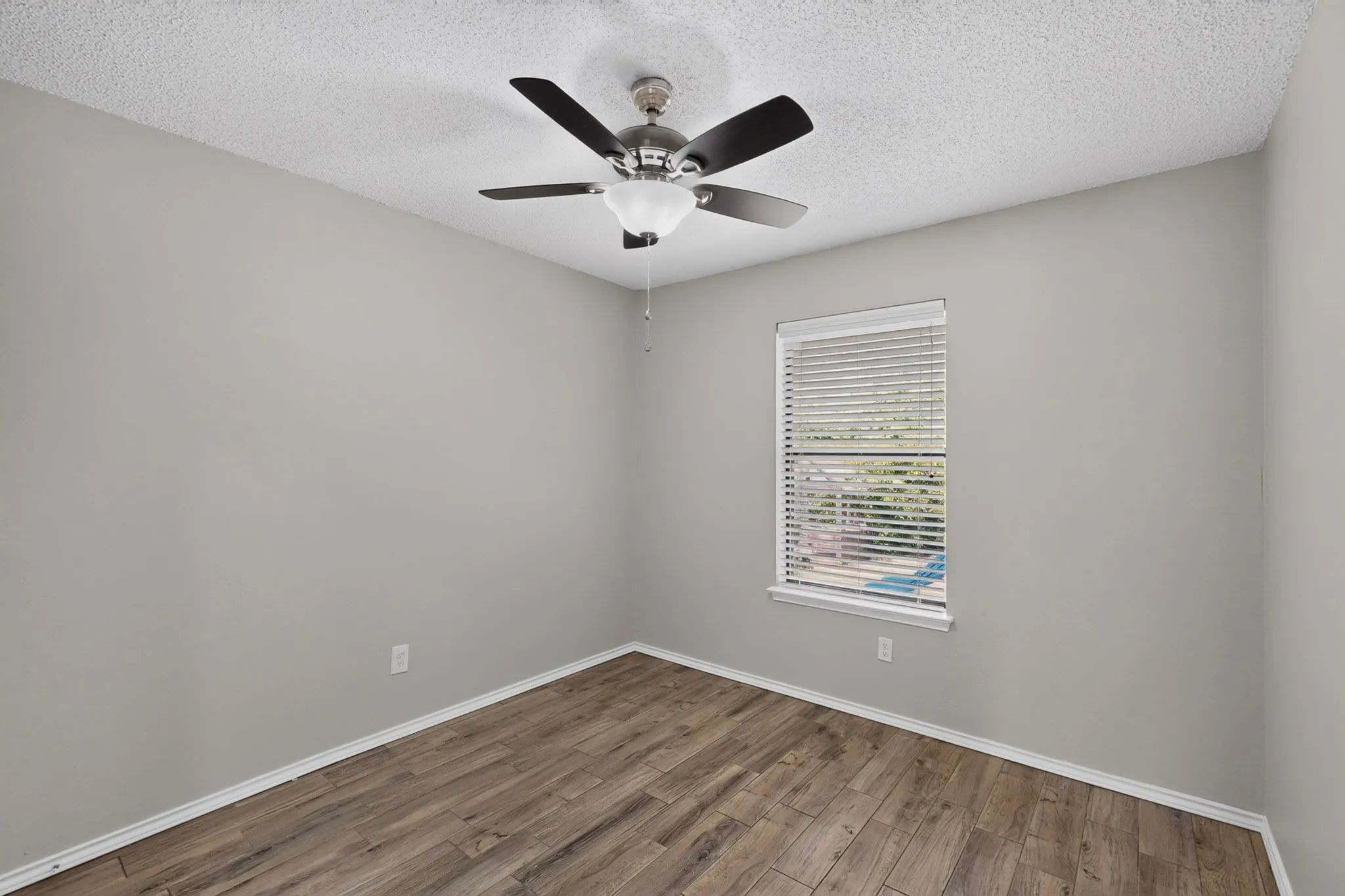Duplex For Sale in Johnson County , 900 Irene Street, Burleson, Texas 76028, 6 Bedroom, 4 Bathroom, 2 Garage spaces, 2,352 Sqft, built in 1985, mls#21354596, Real Estate Agent in Burleson, Homes For Sale in Johnson county, Homes For Sale in Burleson, Realtor in Burleson Texas, Real Estate Brokerage Independent Realty Texas, Luminita Cordes Realtor