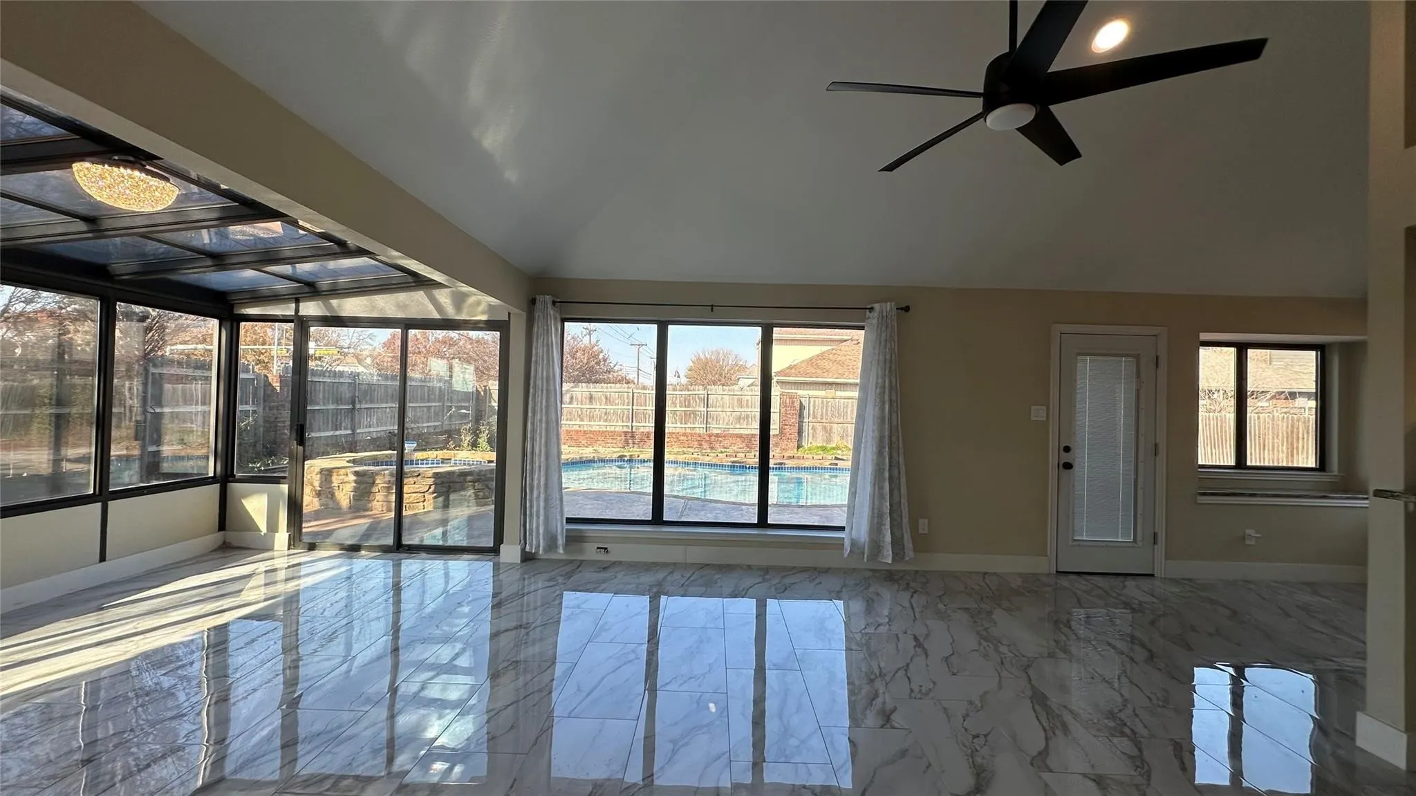 Single Family Residence For Rent in Collin County , 3925 Capricorn Court, Plano, Texas 75023, 3 Bedroom, 3 Bathroom, 2 Garage spaces, 2,297 Sqft, built in 1986, mls#21356113, Real Estate Agent in Plano, Homes For Rent in Collin county, Homes For Rent in Plano, Realtor in Plano Texas, Real Estate Brokerage Independent Realty Texas, Luminita Cordes Realtor