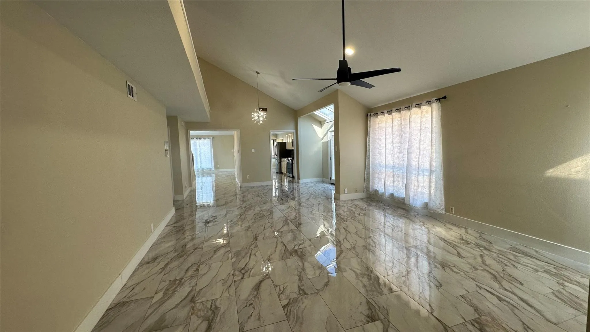 Single Family Residence For Rent in Collin County , 3925 Capricorn Court, Plano, Texas 75023, 3 Bedroom, 3 Bathroom, 2 Garage spaces, 2,297 Sqft, built in 1986, mls#21356113, Real Estate Agent in Plano, Homes For Rent in Collin county, Homes For Rent in Plano, Realtor in Plano Texas, Real Estate Brokerage Independent Realty Texas, Luminita Cordes Realtor