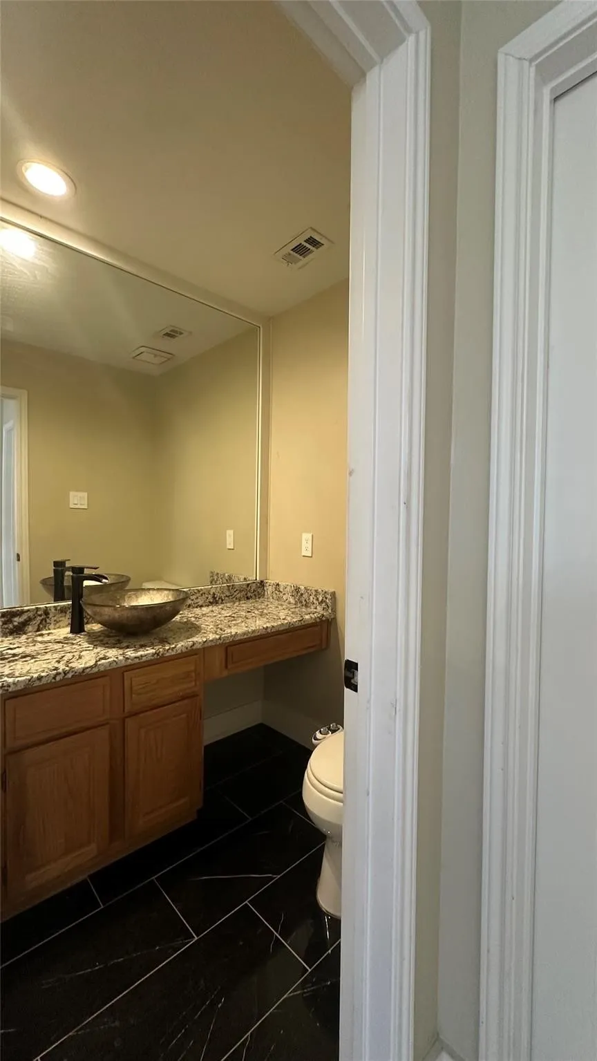 Single Family Residence For Rent in Collin County , 3925 Capricorn Court, Plano, Texas 75023, 3 Bedroom, 3 Bathroom, 2 Garage spaces, 2,297 Sqft, built in 1986, mls#21356113, Real Estate Agent in Plano, Homes For Rent in Collin county, Homes For Rent in Plano, Realtor in Plano Texas, Real Estate Brokerage Independent Realty Texas, Luminita Cordes Realtor