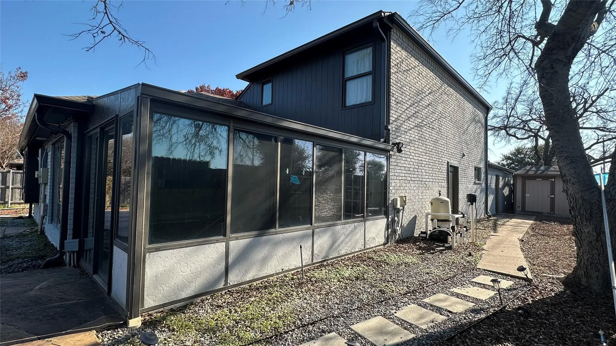 Single Family Residence For Rent in Collin County , 3925 Capricorn Court, Plano, Texas 75023, 3 Bedroom, 3 Bathroom, 2 Garage spaces, 2,297 Sqft, built in 1986, mls#21356113, Real Estate Agent in Plano, Homes For Rent in Collin county, Homes For Rent in Plano, Realtor in Plano Texas, Real Estate Brokerage Independent Realty Texas, Luminita Cordes Realtor