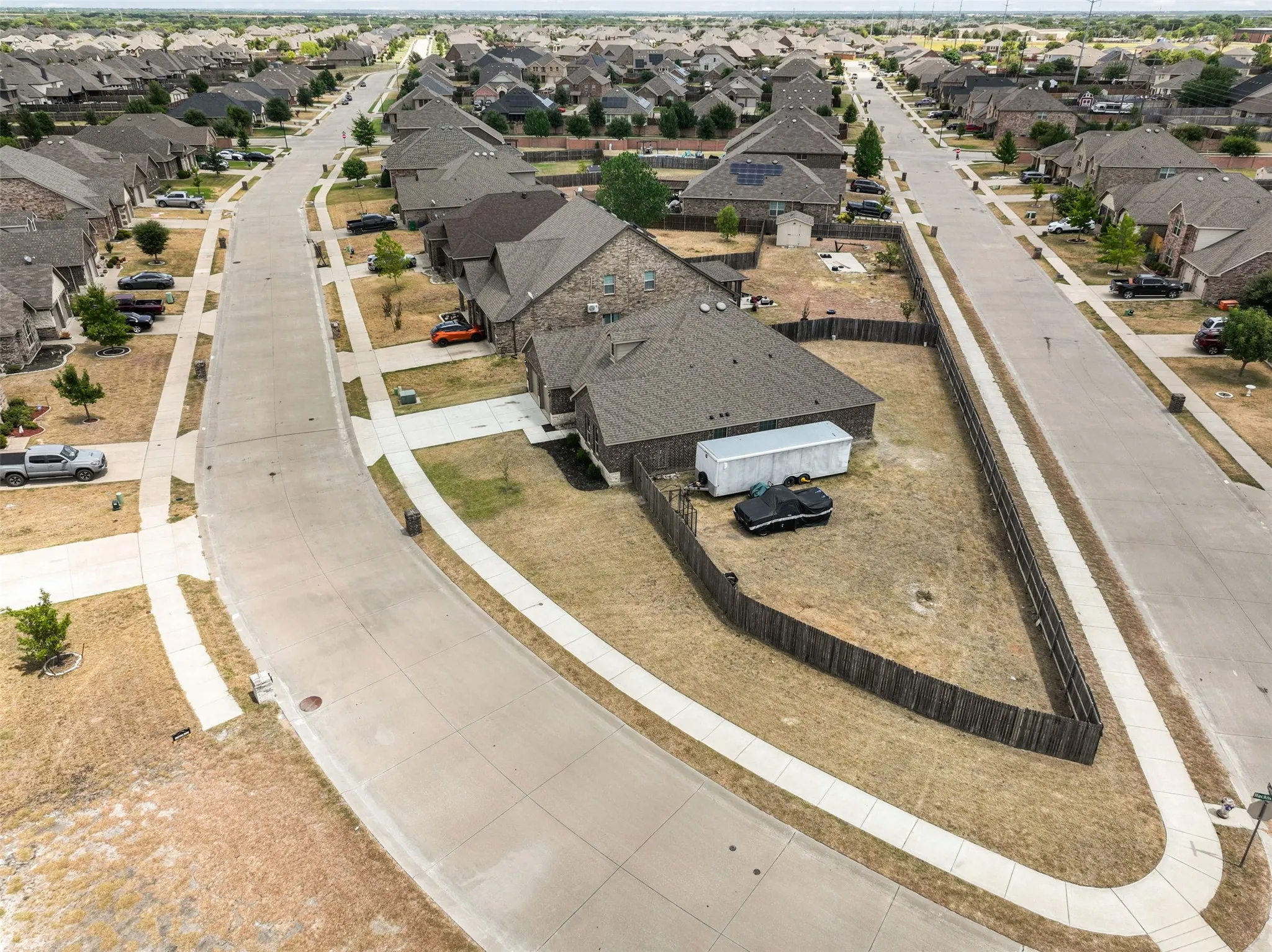 Single Family Residence For Sale in Ellis County , 227 Hackney Street, Waxahachie, Texas 75165, 3 Bedroom, 2 Bathroom, 2 Garage spaces, 2,360 Sqft, built in 2018, mls#21356406, Real Estate Agent in Waxahachie, Homes For Sale in Ellis county, Homes For Sale in Waxahachie, Realtor in Waxahachie Texas, Real Estate Brokerage Independent Realty Texas, Luminita Cordes Realtor