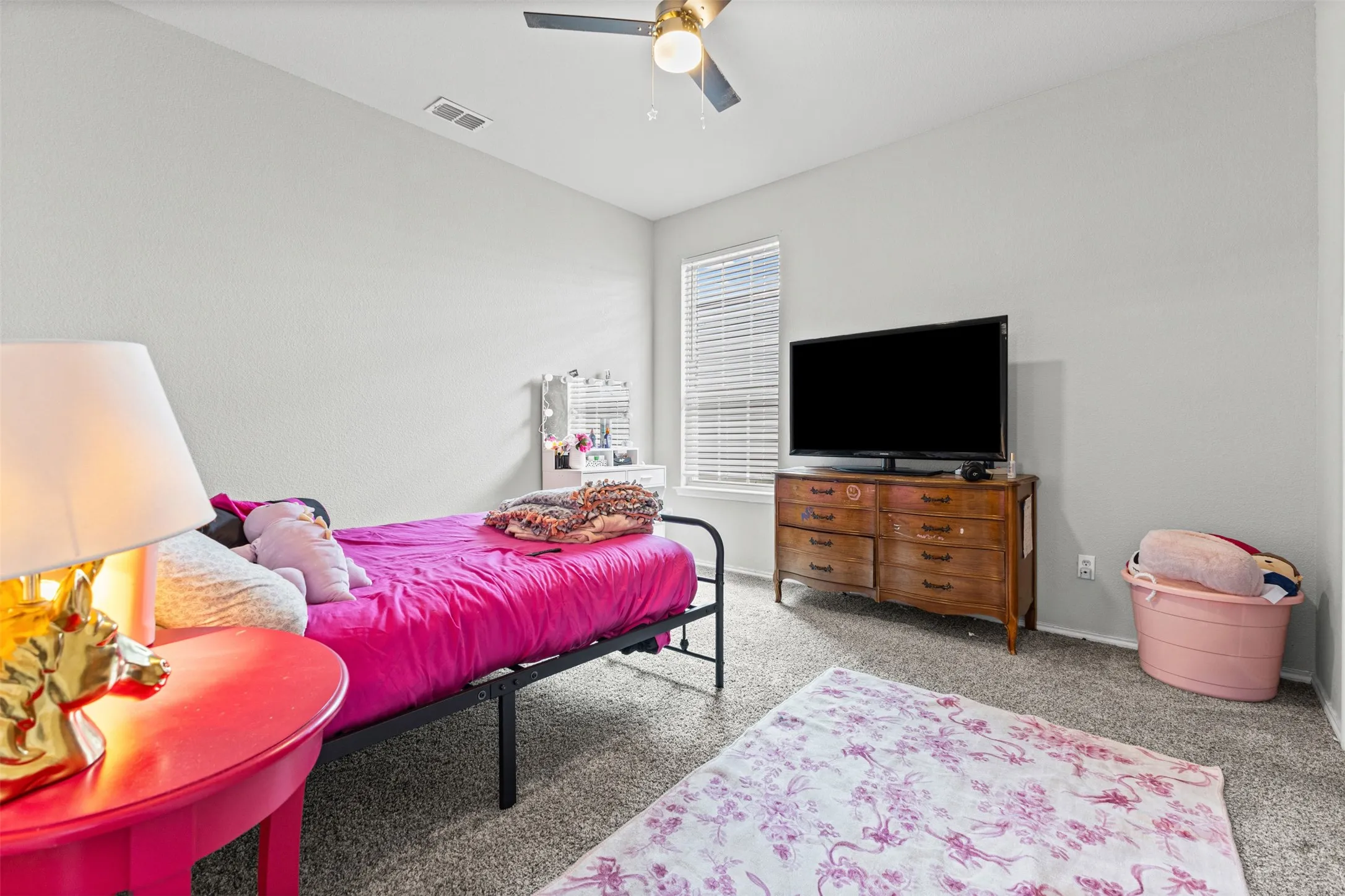 Single Family Residence For Sale in Ellis County , 227 Hackney Street, Waxahachie, Texas 75165, 3 Bedroom, 2 Bathroom, 2 Garage spaces, 2,360 Sqft, built in 2018, mls#21356406, Real Estate Agent in Waxahachie, Homes For Sale in Ellis county, Homes For Sale in Waxahachie, Realtor in Waxahachie Texas, Real Estate Brokerage Independent Realty Texas, Luminita Cordes Realtor
