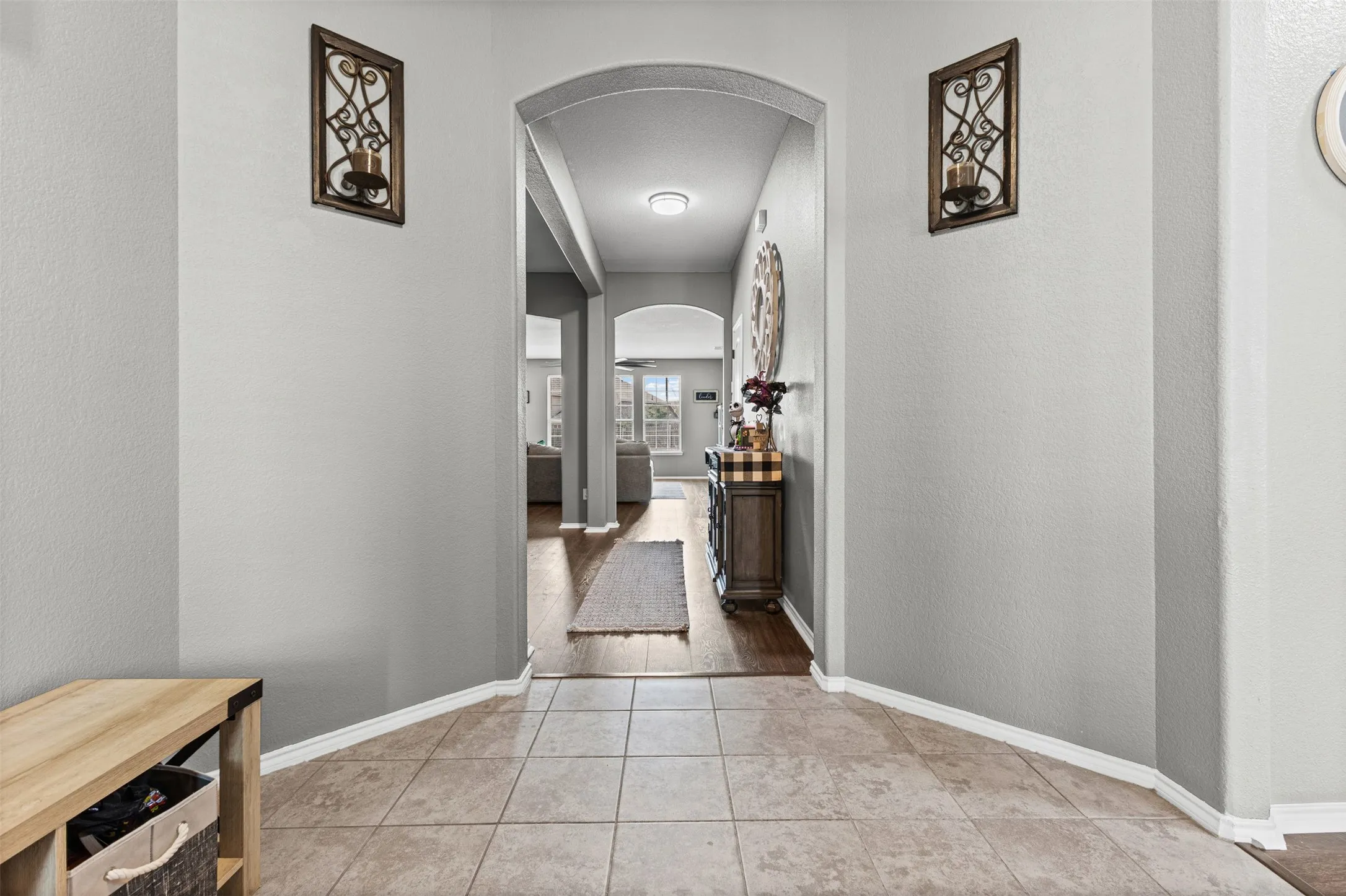 Single Family Residence For Sale in Ellis County , 227 Hackney Street, Waxahachie, Texas 75165, 3 Bedroom, 2 Bathroom, 2 Garage spaces, 2,360 Sqft, built in 2018, mls#21356406, Real Estate Agent in Waxahachie, Homes For Sale in Ellis county, Homes For Sale in Waxahachie, Realtor in Waxahachie Texas, Real Estate Brokerage Independent Realty Texas, Luminita Cordes Realtor