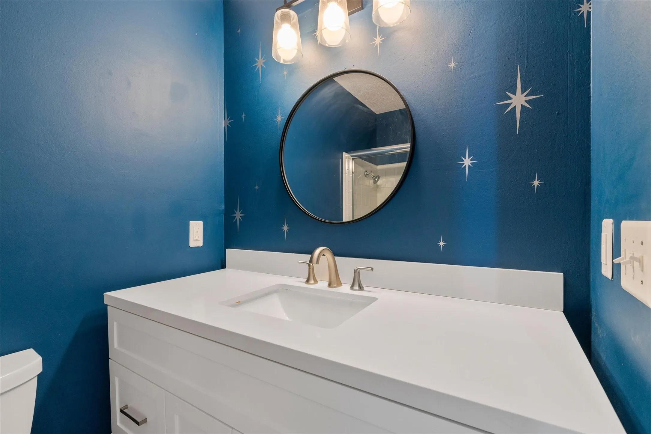 Single Family Residence For Sale in Dallas County , 1804 Westwood Circle, Carrollton, Texas 75006, 3 Bedroom, 2 Bathroom, 2 Garage spaces, 1,363 Sqft, built in 1969, mls#21356481, Real Estate Agent in Carrollton, Homes For Sale in Dallas county, Homes For Sale in Carrollton, Realtor in Carrollton Texas, Real Estate Brokerage Independent Realty Texas, Luminita Cordes Realtor