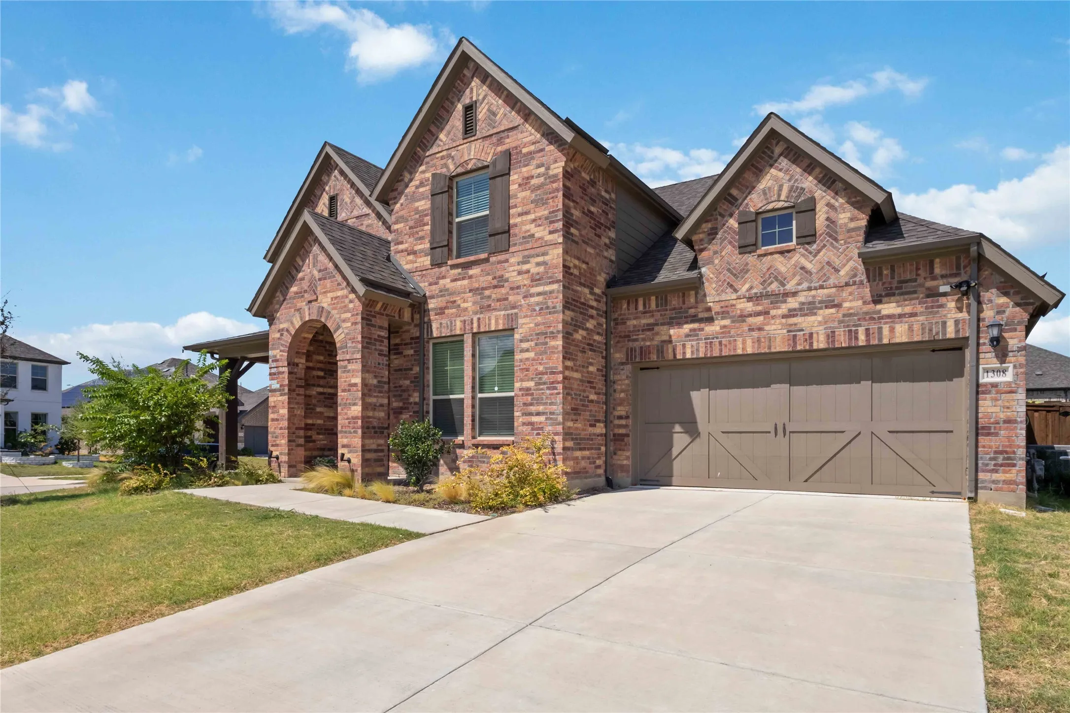 Single Family Residence For Rent in Collin County , 1308 Ladys Mantle Way, Celina, Texas 75078, 4 Bedroom, 3 Bathroom, 2 Garage spaces, 2,975 Sqft, built in 2023, mls#21356491, Real Estate Agent in Celina, Homes For Rent in Collin county, Homes For Rent in Celina, Realtor in Celina Texas, Real Estate Brokerage Independent Realty Texas, Luminita Cordes Realtor