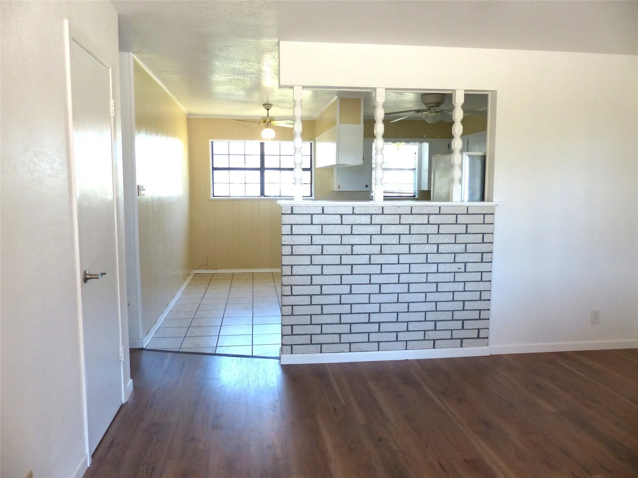 Single Family Residence For Sale in Mc Culloch County , 115 South Street, Brady, Texas 76825, 3 Bedroom, 1 Bathroom, Garage spaces, 1,242 Sqft, built in 1980, Price $147,000, mls#21356545, Real Estate Agent in Brady, Homes For Sale in Mc Culloch county, Homes For Sale in Brady, Realtor in Brady Texas, Real Estate Brokerage Independent Realty Texas, Luminita Cordes Realtor