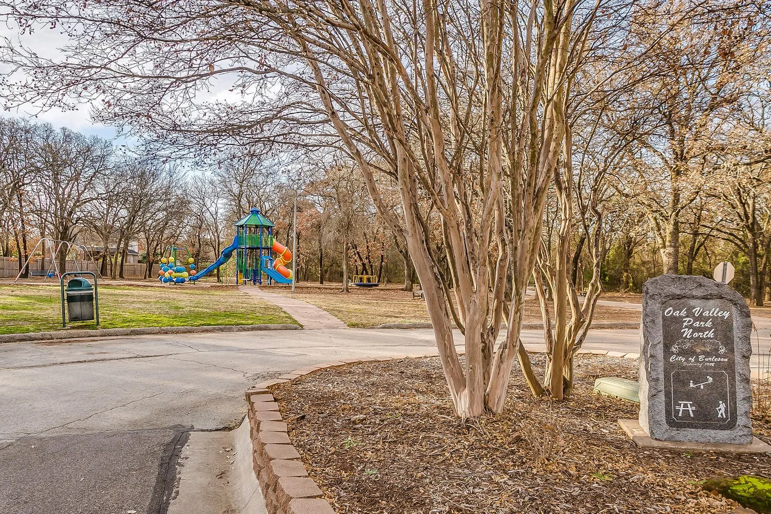 Single Family Residence For Sale in Johnson County , 901 Evandale Road, Burleson, Texas 76028, 3 Bedroom, 2 Bathroom, 2 Garage spaces, 1,976 Sqft, built in 1995, mls#21355376, Real Estate Agent in Burleson, Homes For Sale in Johnson county, Homes For Sale in Burleson, Realtor in Burleson Texas, Real Estate Brokerage Independent Realty Texas, Luminita Cordes Realtor