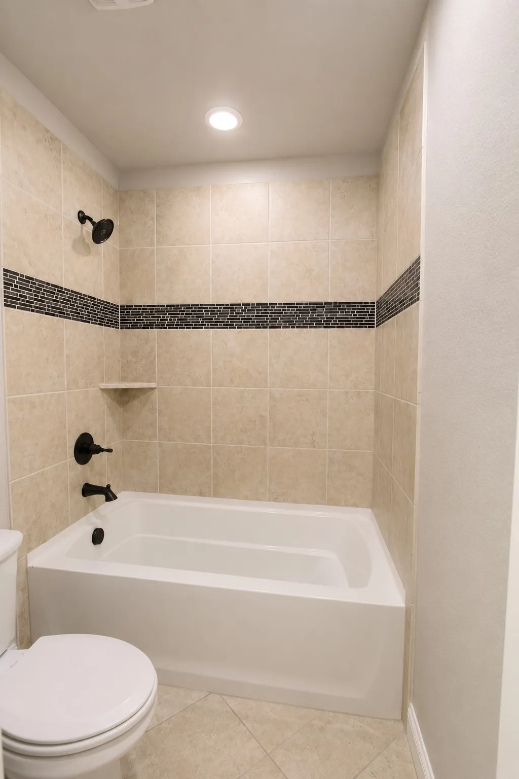 Single Family Residence For Sale in Ellis County , 512 Strait Lane, Waxahachie, Texas 75165, 4 Bedroom, 3 Bathroom, 2 Garage spaces, 2,766 Sqft, built in 2018, mls#21344438, Real Estate Agent in Waxahachie, Homes For Sale in Ellis county, Homes For Sale in Waxahachie, Realtor in Waxahachie Texas, Real Estate Brokerage Independent Realty Texas, Luminita Cordes Realtor