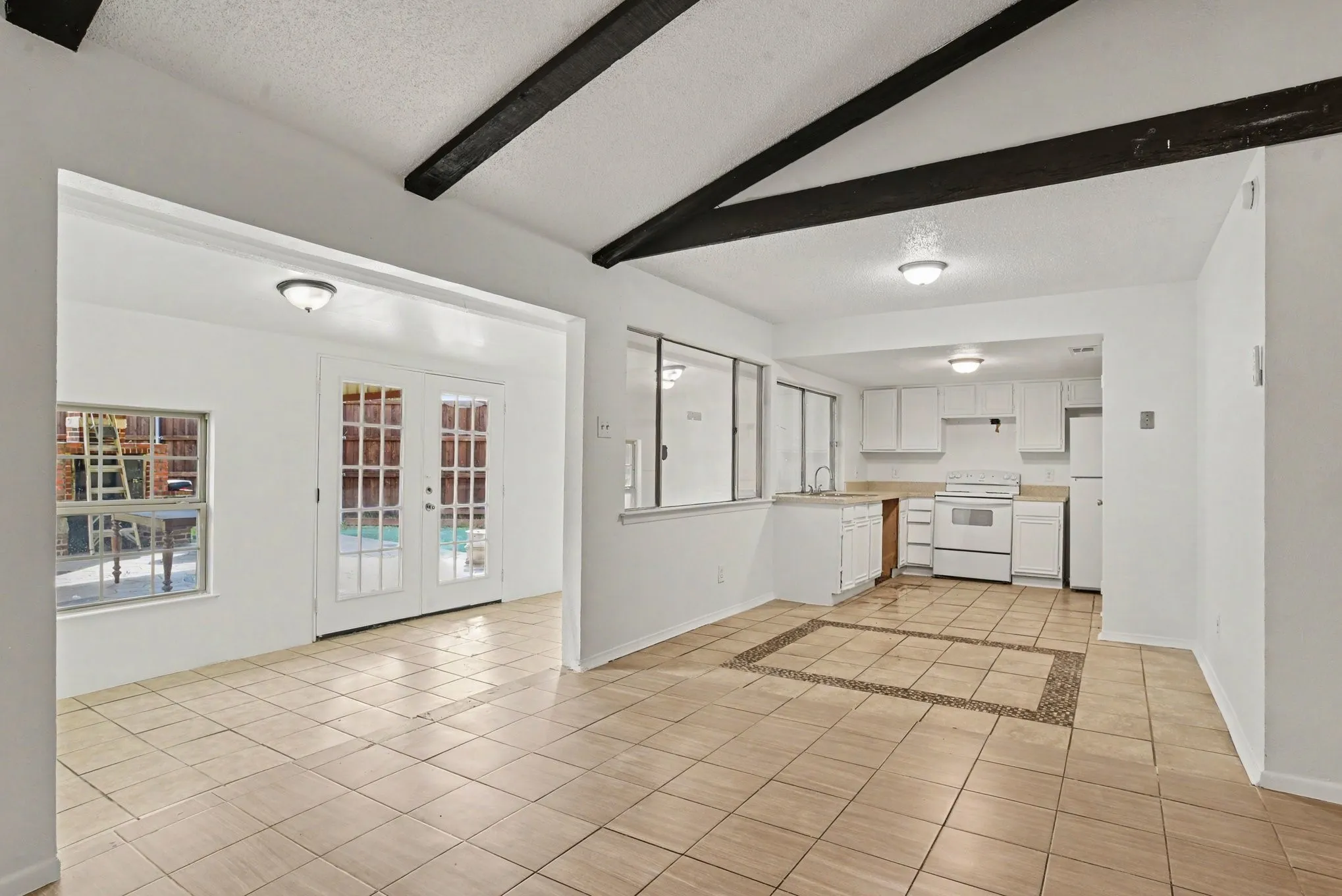 Single Family Residence For Sale in Dallas County , 714 Trend Drive, Garland, Texas 75043, 3 Bedroom, 2 Bathroom, 2 Garage spaces, 1,190 Sqft, built in 1971, mls#21350441, Real Estate Agent in Garland, Homes For Sale in Dallas county, Homes For Sale in Garland, Realtor in Garland Texas, Real Estate Brokerage Independent Realty Texas, Luminita Cordes Realtor