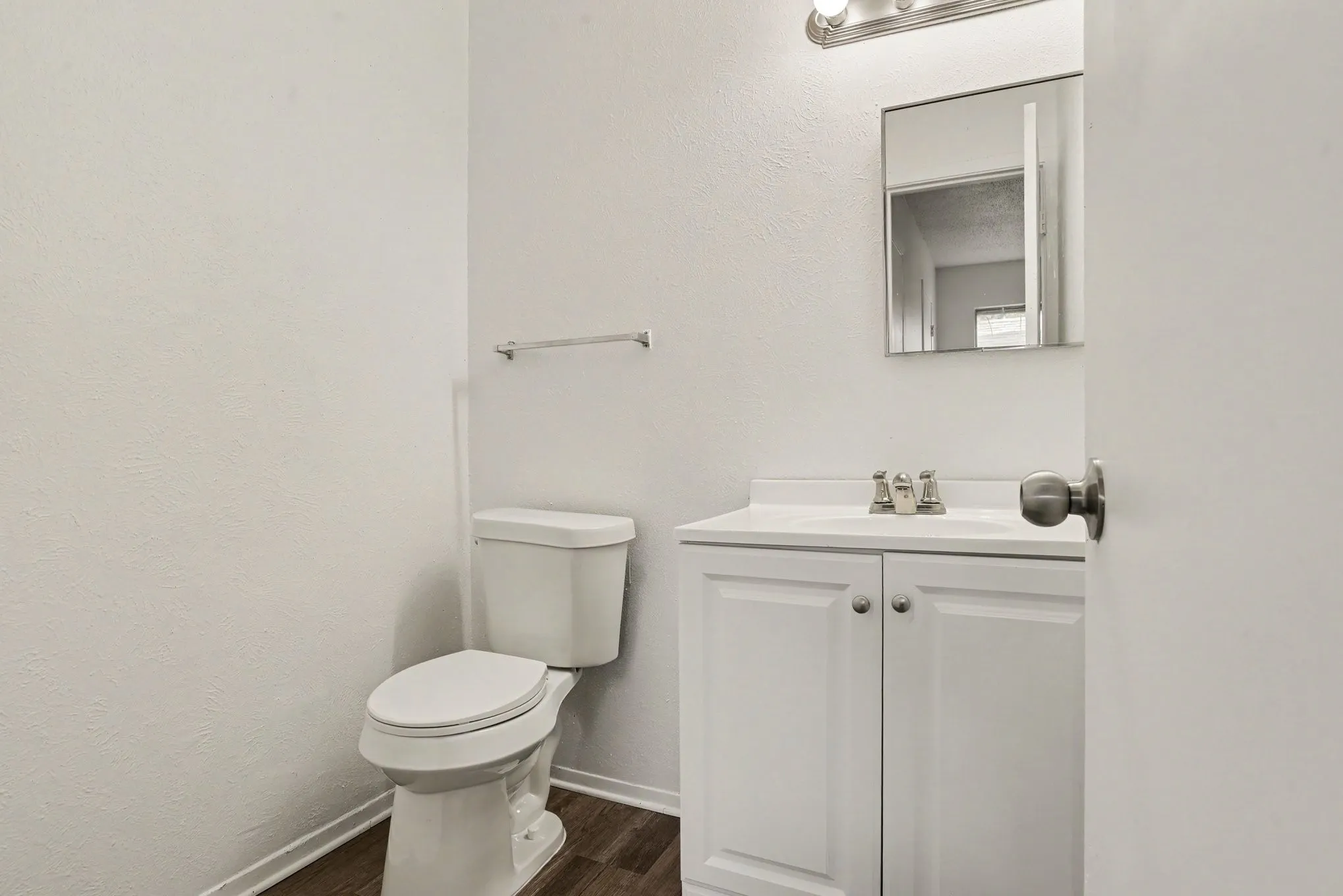 Single Family Residence For Sale in Dallas County , 714 Trend Drive, Garland, Texas 75043, 3 Bedroom, 2 Bathroom, 2 Garage spaces, 1,190 Sqft, built in 1971, mls#21350441, Real Estate Agent in Garland, Homes For Sale in Dallas county, Homes For Sale in Garland, Realtor in Garland Texas, Real Estate Brokerage Independent Realty Texas, Luminita Cordes Realtor