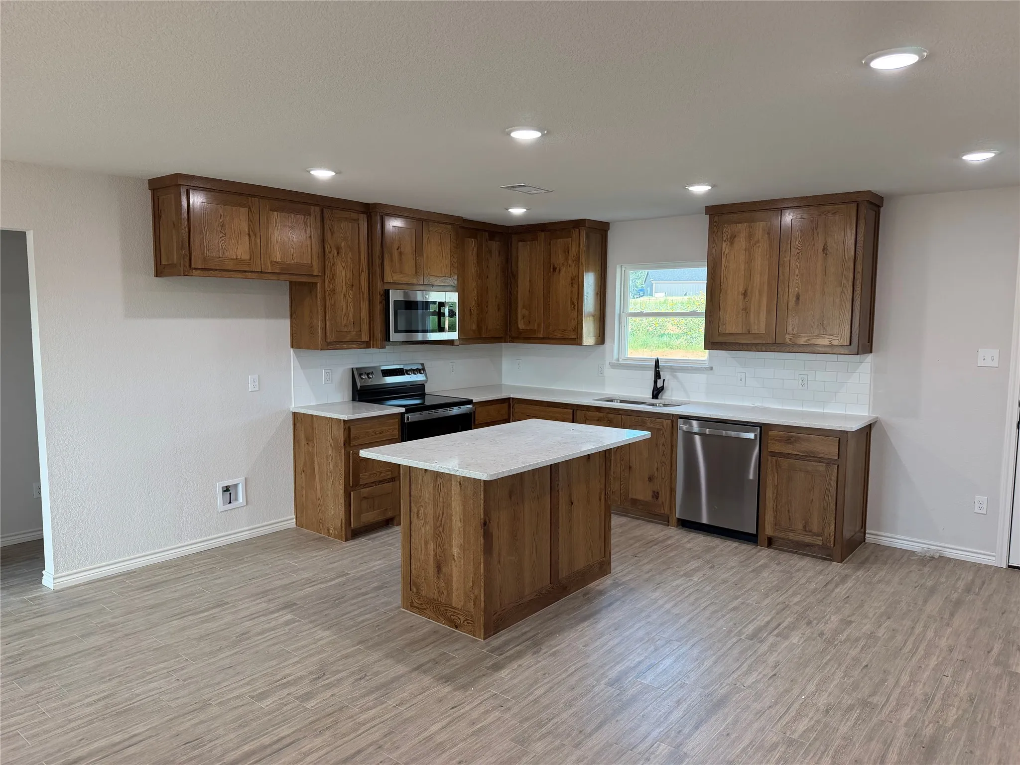 Single Family Residence For Sale in Parker County , 1012 Virgil Court, Springtown, Texas 76082, 3 Bedroom, 2 Bathroom, 2 Garage spaces, 1,311 Sqft, built in 2026, mls#21356569, Real Estate Agent in Springtown, Homes For Sale in Parker county, Homes For Sale in Springtown, Realtor in Springtown Texas, Real Estate Brokerage Independent Realty Texas, Luminita Cordes Realtor