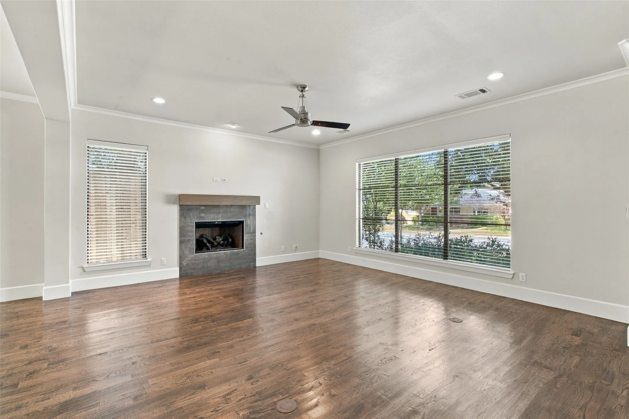 Single Family Residence For Rent in Dallas County , 6614 Del Norte Lane, Dallas, Texas 75225, 4 Bedroom, 5 Bathroom, 2 Garage spaces, 3,745 Sqft, built in 2016, mls#21356109, Real Estate Agent in Dallas, Homes For Rent in Dallas county, Homes For Rent in Dallas, Realtor in Dallas Texas, Real Estate Brokerage Independent Realty Texas, Luminita Cordes Realtor