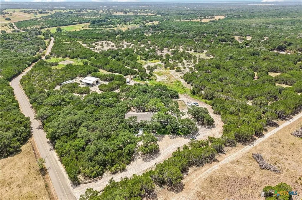 Single Family Residence For Sale in Burnet County , 4211 County Road 103, Lampasas, Texas 76550, 5 Bedroom, 3 Bathroom, 1 Garage spaces, 3,220 Sqft, built in 2024, mls#21355630, Real Estate Agent in Lampasas, Homes For Sale in Burnet county, Homes For Sale in Lampasas, Realtor in Lampasas Texas, Real Estate Brokerage Independent Realty Texas, Luminita Cordes Realtor