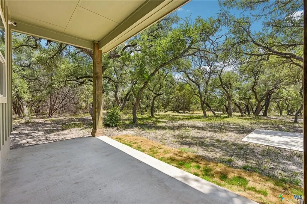 Single Family Residence For Sale in Burnet County , 4211 County Road 103, Lampasas, Texas 76550, 5 Bedroom, 3 Bathroom, 1 Garage spaces, 3,220 Sqft, built in 2024, mls#21355630, Real Estate Agent in Lampasas, Homes For Sale in Burnet county, Homes For Sale in Lampasas, Realtor in Lampasas Texas, Real Estate Brokerage Independent Realty Texas, Luminita Cordes Realtor