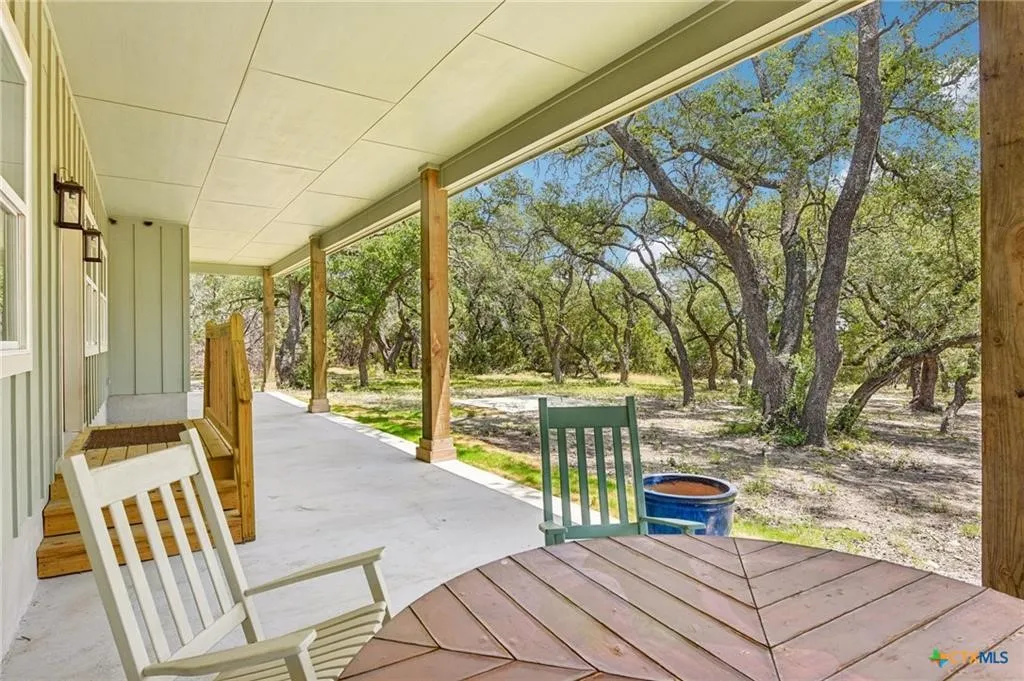 Single Family Residence For Sale in Burnet County , 4211 County Road 103, Lampasas, Texas 76550, 5 Bedroom, 3 Bathroom, 1 Garage spaces, 3,220 Sqft, built in 2024, mls#21355630, Real Estate Agent in Lampasas, Homes For Sale in Burnet county, Homes For Sale in Lampasas, Realtor in Lampasas Texas, Real Estate Brokerage Independent Realty Texas, Luminita Cordes Realtor