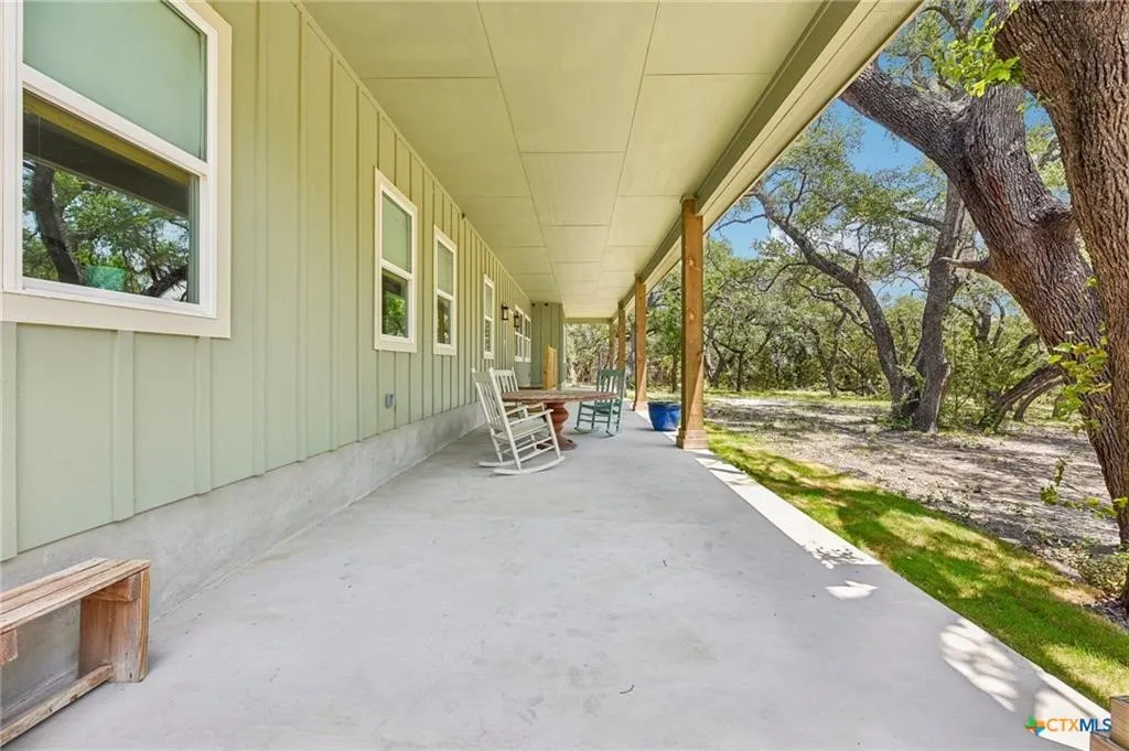 Single Family Residence For Sale in Burnet County , 4211 County Road 103, Lampasas, Texas 76550, 5 Bedroom, 3 Bathroom, 1 Garage spaces, 3,220 Sqft, built in 2024, mls#21355630, Real Estate Agent in Lampasas, Homes For Sale in Burnet county, Homes For Sale in Lampasas, Realtor in Lampasas Texas, Real Estate Brokerage Independent Realty Texas, Luminita Cordes Realtor