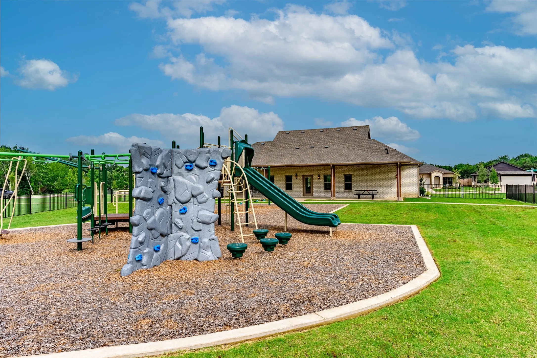 Single Family Residence For Rent in Kaufman County , 313 Woodlands Boulevard, Terrell, Texas 75160, 4 Bedroom, 3 Bathroom, 2 Garage spaces, 2,069 Sqft, built in 2024, mls#21355877, Real Estate Agent in Terrell, Homes For Rent in Kaufman county, Homes For Rent in Terrell, Realtor in Terrell Texas, Real Estate Brokerage Independent Realty Texas, Luminita Cordes Realtor