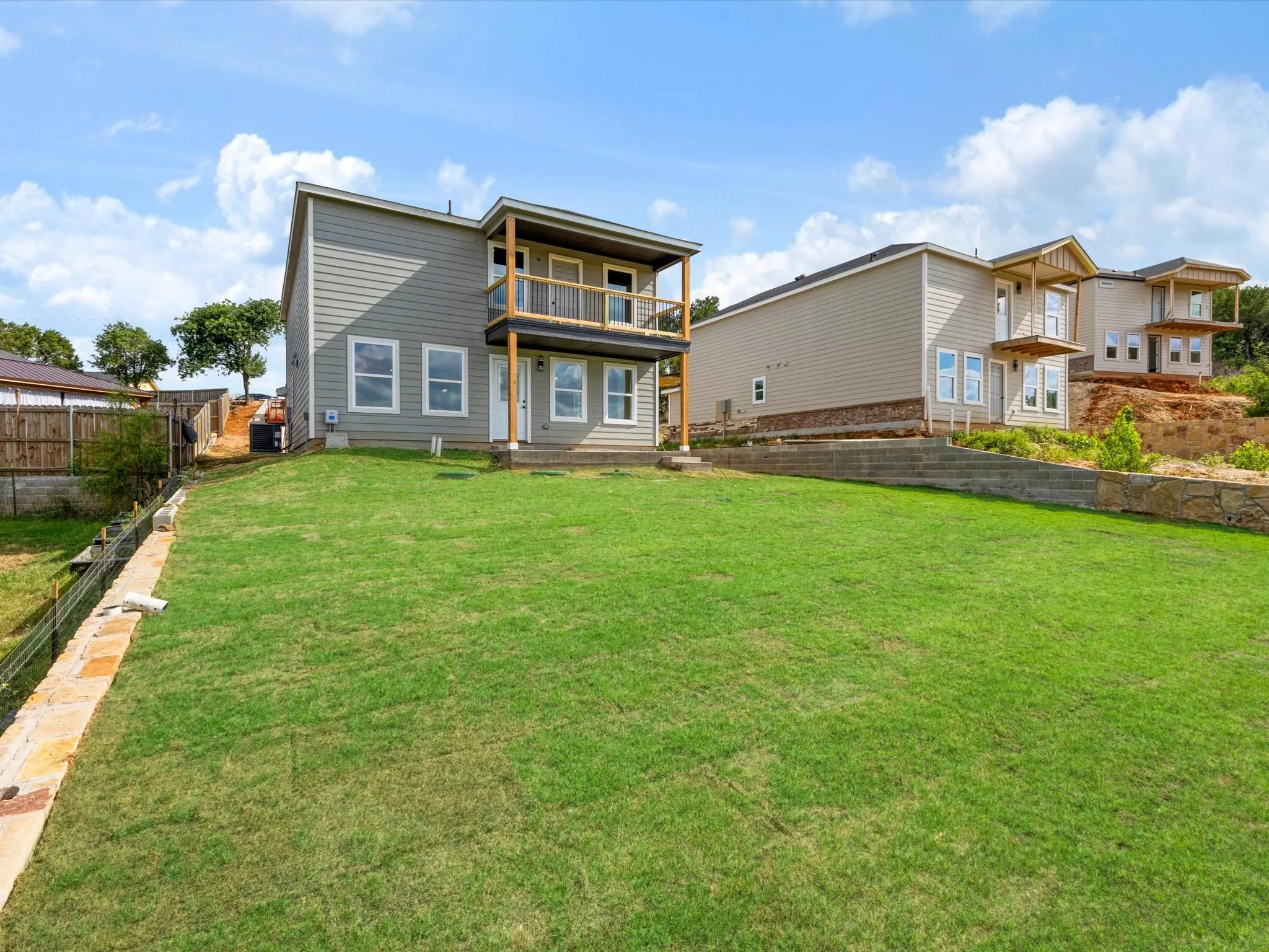 Single Family Residence For Sale in Hood County , 1208 Ridgeview Circle, Granbury, Texas 76048, 3 Bedroom, 3 Bathroom, 2 Garage spaces, 2,242 Sqft, built in 2026, mls#21349136, Real Estate Agent in Granbury, Homes For Sale in Hood county, Homes For Sale in Granbury, Realtor in Granbury Texas, Real Estate Brokerage Independent Realty Texas, Luminita Cordes Realtor