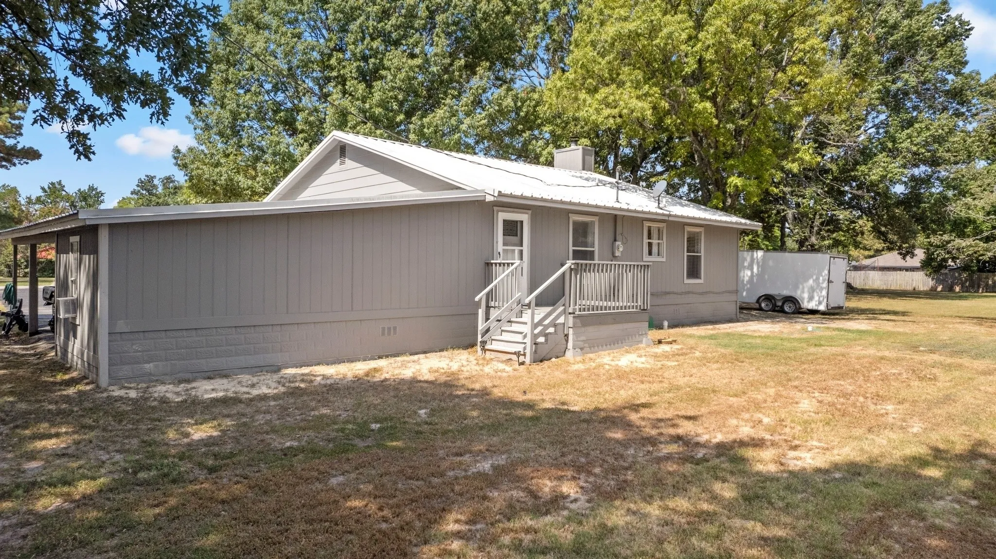 Single Family Residence For Sale in Wood County , 492 CR 1947, Yantis, Texas 75497, 2 Bedroom, 1 Bathroom, Garage spaces, 1,141 Sqft, built in 1998, mls#21355706, Real Estate Agent in Yantis, Homes For Sale in Wood county, Homes For Sale in Yantis, Realtor in Yantis Texas, Real Estate Brokerage Independent Realty Texas, Luminita Cordes Realtor