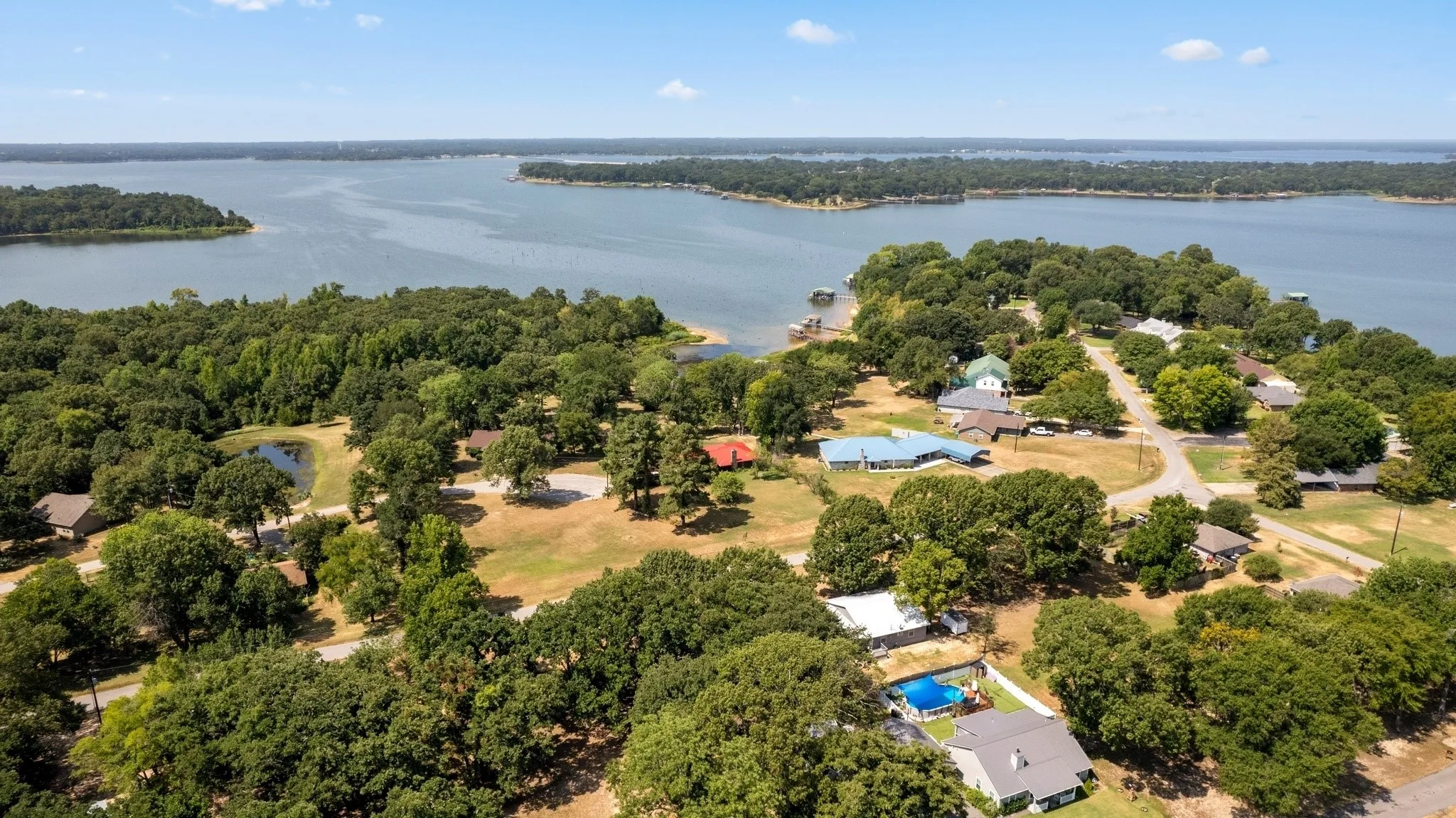 Single Family Residence For Sale in Wood County , 492 CR 1947, Yantis, Texas 75497, 2 Bedroom, 1 Bathroom, Garage spaces, 1,141 Sqft, built in 1998, mls#21355706, Real Estate Agent in Yantis, Homes For Sale in Wood county, Homes For Sale in Yantis, Realtor in Yantis Texas, Real Estate Brokerage Independent Realty Texas, Luminita Cordes Realtor