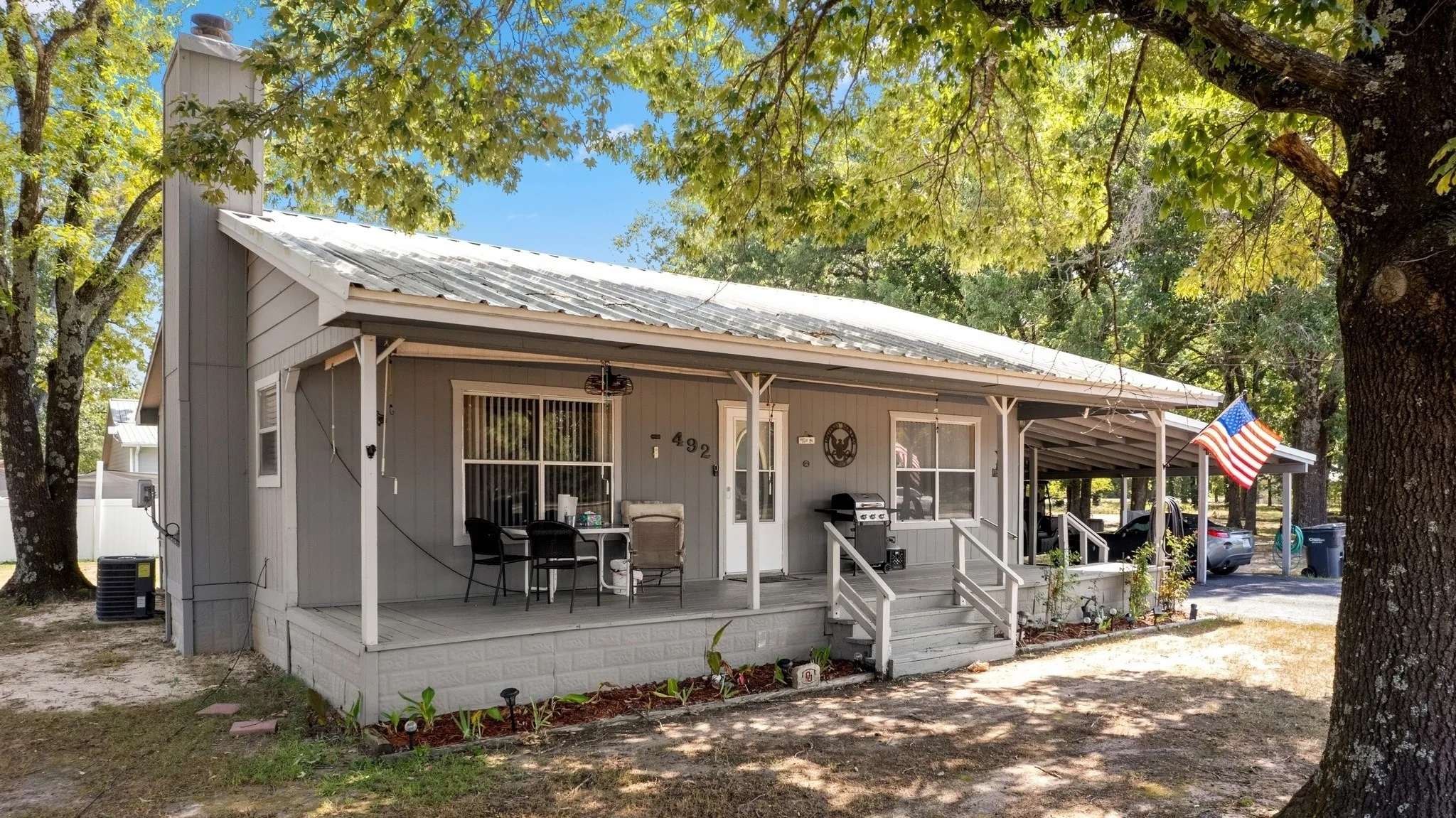 Single Family Residence For Sale in Wood County , 492 CR 1947, Yantis, Texas 75497, 2 Bedroom, 1 Bathroom, Garage spaces, 1,141 Sqft, built in 1998, mls#21355706, Real Estate Agent in Yantis, Homes For Sale in Wood county, Homes For Sale in Yantis, Realtor in Yantis Texas, Real Estate Brokerage Independent Realty Texas, Luminita Cordes Realtor