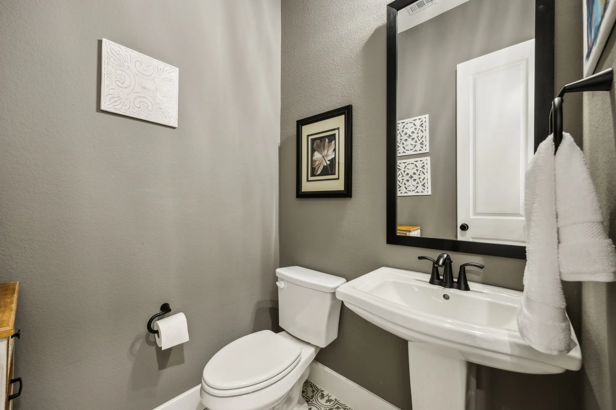 Single Family Residence For Sale in Denton County , 4108 Fall Aster Way, Aubrey, Texas 76227, 4 Bedroom, 4 Bathroom, 3 Garage spaces, 3,050 Sqft, built in 2023, mls#21356588, Real Estate Agent in Aubrey, Homes For Sale in Denton county, Homes For Sale in Aubrey, Realtor in Aubrey Texas, Real Estate Brokerage Independent Realty Texas, Luminita Cordes Realtor