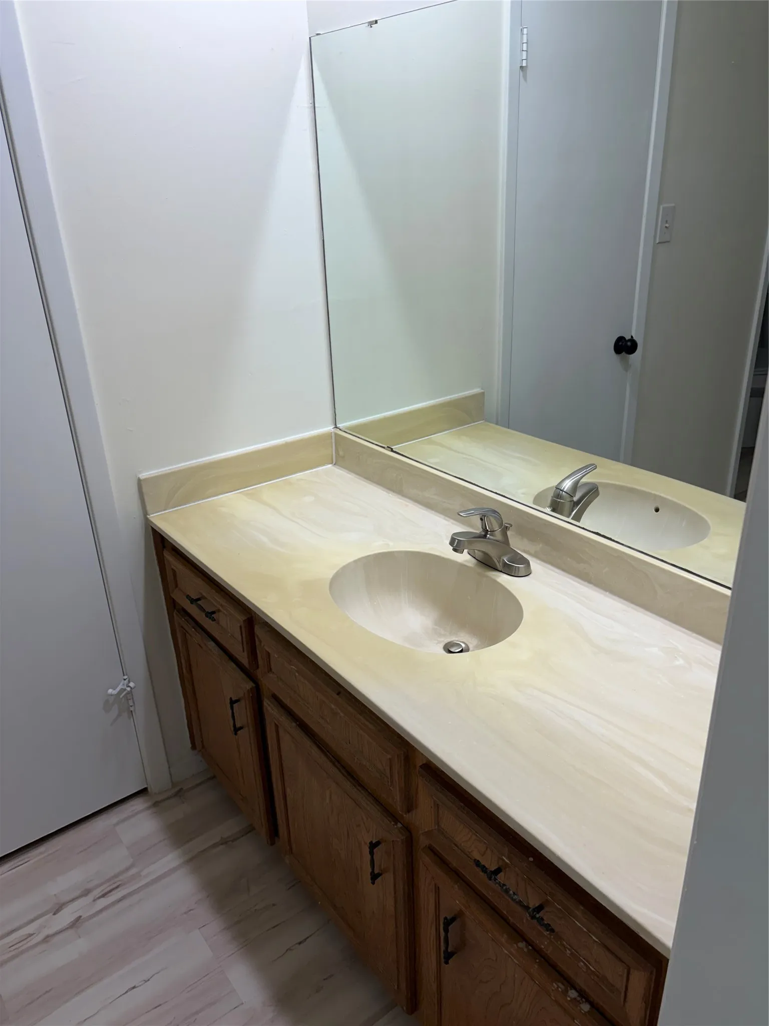 Single Family Residence For Sale in Taylor County , 3009 Button Willow Parkway, Abilene, Texas 79606, 3 Bedroom, 2 Bathroom, 2 Garage spaces, 1,670 Sqft, built in 1981, mls#21355471, Real Estate Agent in Abilene, Homes For Sale in Taylor county, Homes For Sale in Abilene, Realtor in Abilene Texas, Real Estate Brokerage Independent Realty Texas, Luminita Cordes Realtor