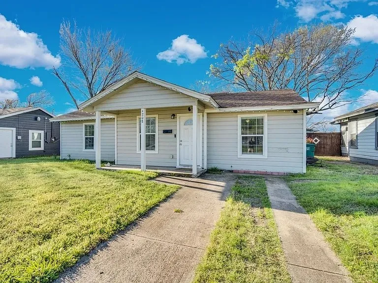 Single Family Residence For Rent in Tarrant County , 4208 Wiman Drive, Fort Worth, Texas 76119, 3 Bedroom, 1 Bathroom, Garage spaces, 1,083 Sqft, built in 1954, mls#21351911, Real Estate Agent in Fort Worth, Homes For Rent in Tarrant county, Homes For Rent in Fort Worth, Realtor in Fort Worth Texas, Real Estate Brokerage Independent Realty Texas, Luminita Cordes Realtor