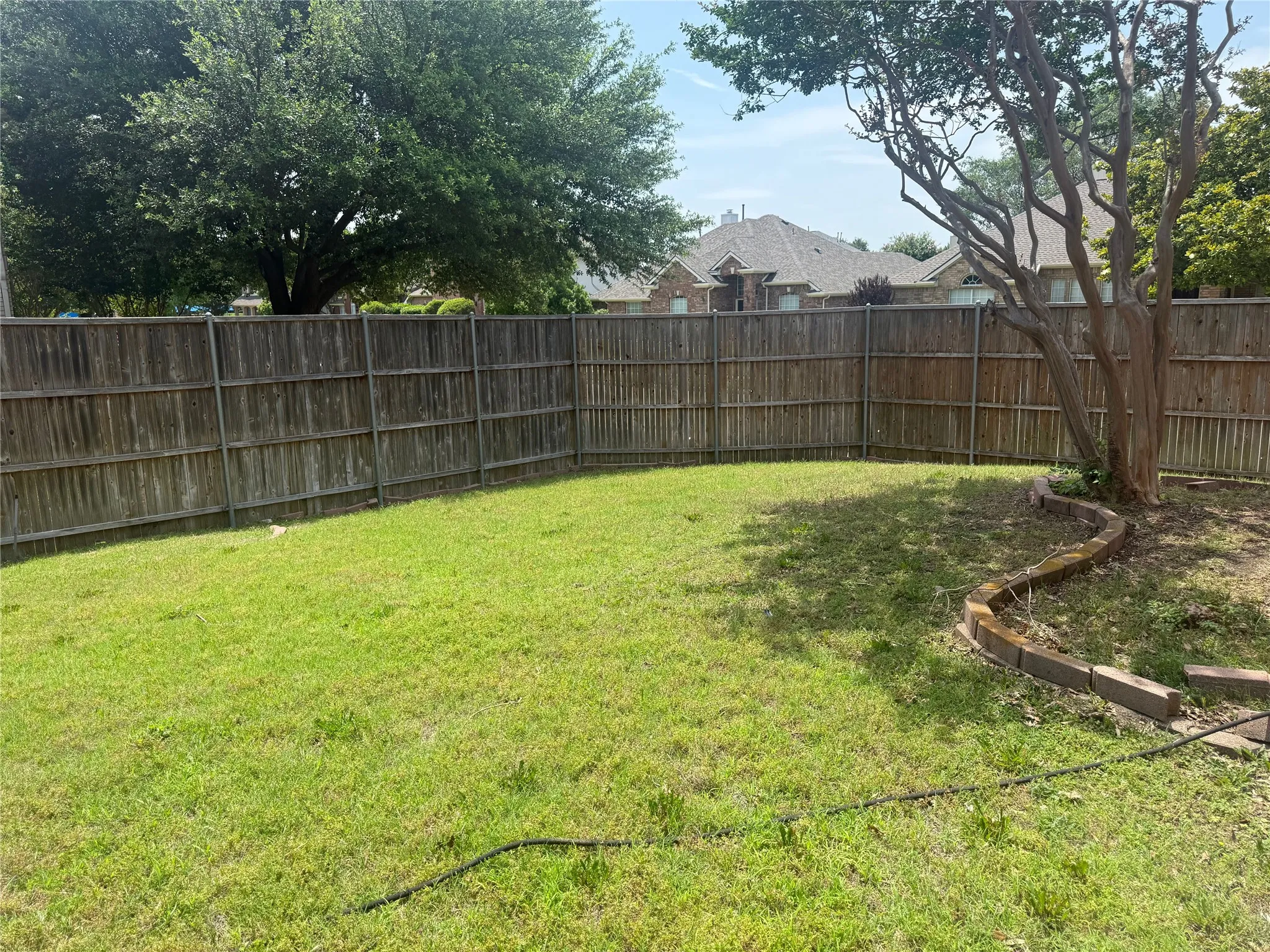 Single Family Residence For Rent in Collin County , 9200 Fairwood Court, Plano, Texas 75025, 4 Bedroom, 2 Bathroom, 2 Garage spaces, 2,137 Sqft, built in 1997, mls#21354800, Real Estate Agent in Plano, Homes For Rent in Collin county, Homes For Rent in Plano, Realtor in Plano Texas, Real Estate Brokerage Independent Realty Texas, Luminita Cordes Realtor