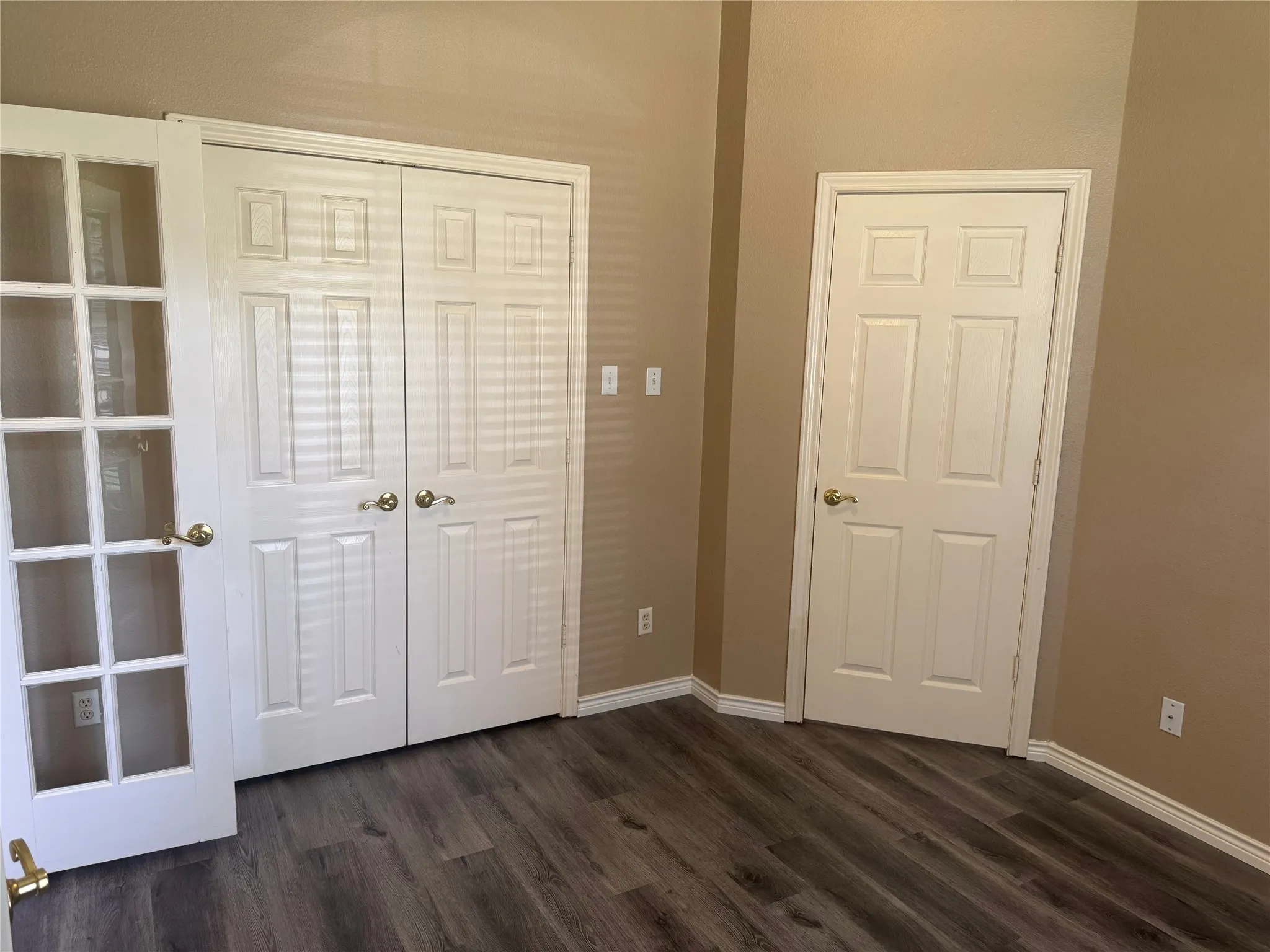 Single Family Residence For Rent in Collin County , 9200 Fairwood Court, Plano, Texas 75025, 4 Bedroom, 2 Bathroom, 2 Garage spaces, 2,137 Sqft, built in 1997, mls#21354800, Real Estate Agent in Plano, Homes For Rent in Collin county, Homes For Rent in Plano, Realtor in Plano Texas, Real Estate Brokerage Independent Realty Texas, Luminita Cordes Realtor