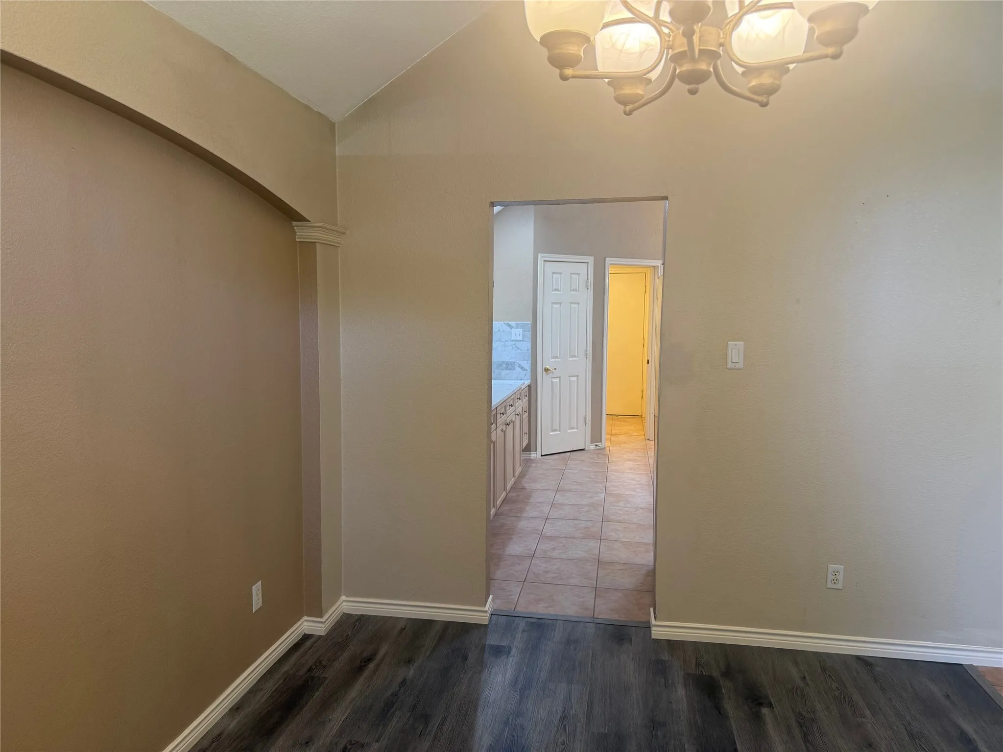 Single Family Residence For Rent in Collin County , 9200 Fairwood Court, Plano, Texas 75025, 4 Bedroom, 2 Bathroom, 2 Garage spaces, 2,137 Sqft, built in 1997, mls#21354800, Real Estate Agent in Plano, Homes For Rent in Collin county, Homes For Rent in Plano, Realtor in Plano Texas, Real Estate Brokerage Independent Realty Texas, Luminita Cordes Realtor