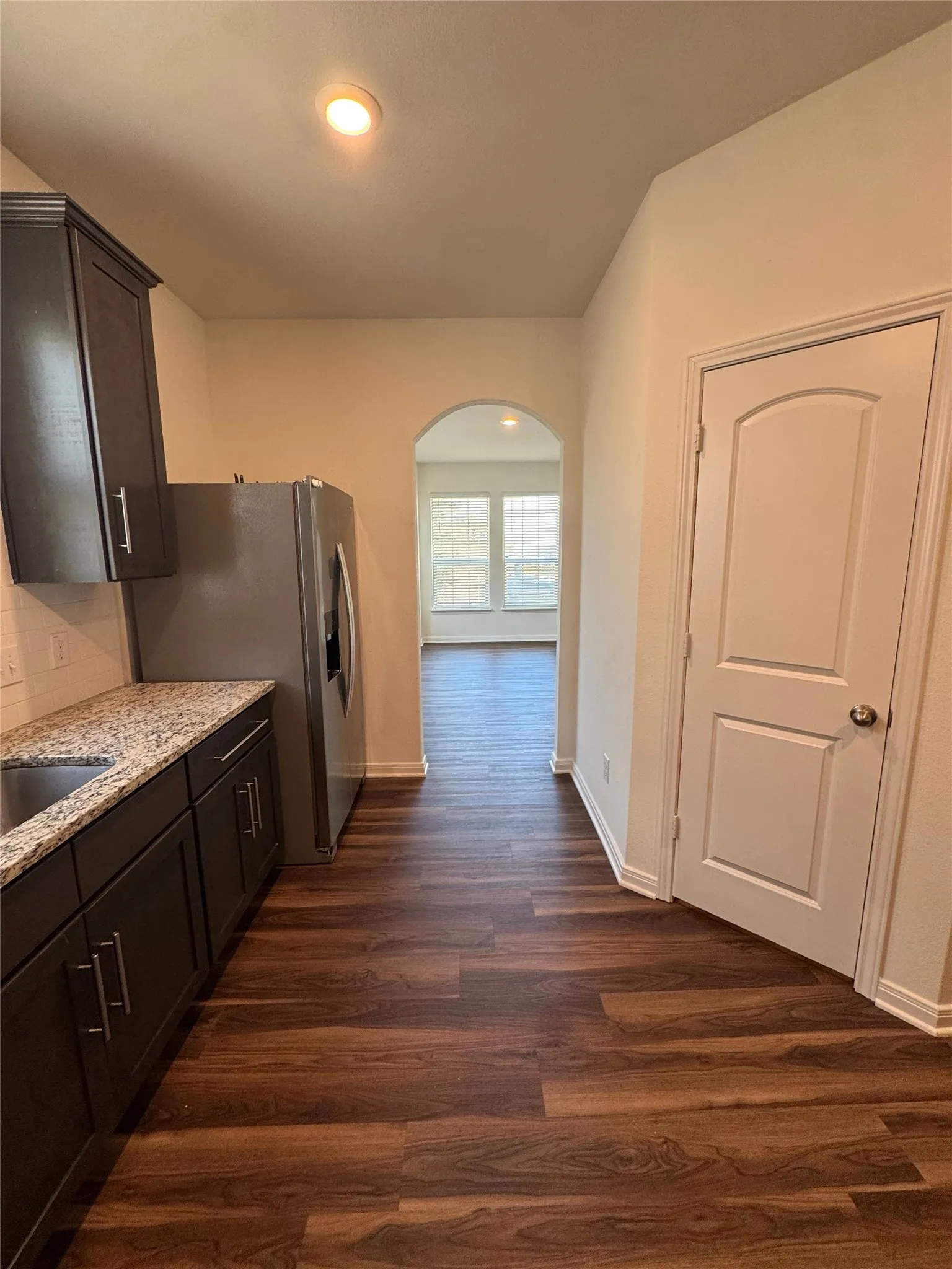 Single Family Residence For Rent in Tarrant County , 7512 Noble Oaks Drive, Fort Worth, Texas 76120, 3 Bedroom, 2 Bathroom, 2 Garage spaces, 1,789 Sqft, built in 2021, mls#21356609, Real Estate Agent in Fort Worth, Homes For Rent in Tarrant county, Homes For Rent in Fort Worth, Realtor in Fort Worth Texas, Real Estate Brokerage Independent Realty Texas, Luminita Cordes Realtor