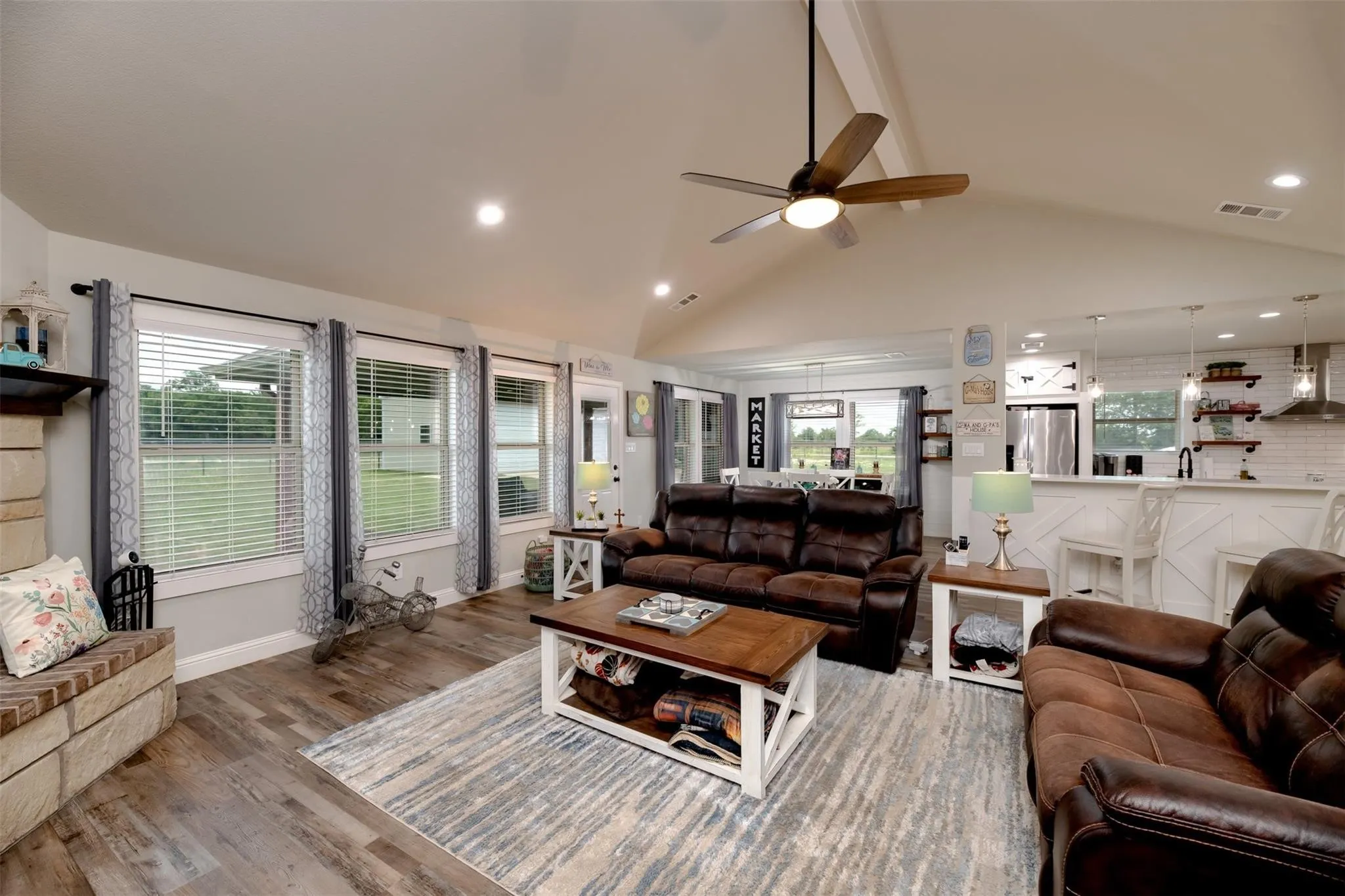 Single Family Residence For Sale in Fannin County , 220 Hidden Meadow Trail, Leonard, Texas 75452, 3 Bedroom, 2 Bathroom, 4 Garage spaces, 1,954 Sqft, built in 2021, mls#21351944, Real Estate Agent in Leonard, Homes For Sale in Fannin county, Homes For Sale in Leonard, Realtor in Leonard Texas, Real Estate Brokerage Independent Realty Texas, Luminita Cordes Realtor