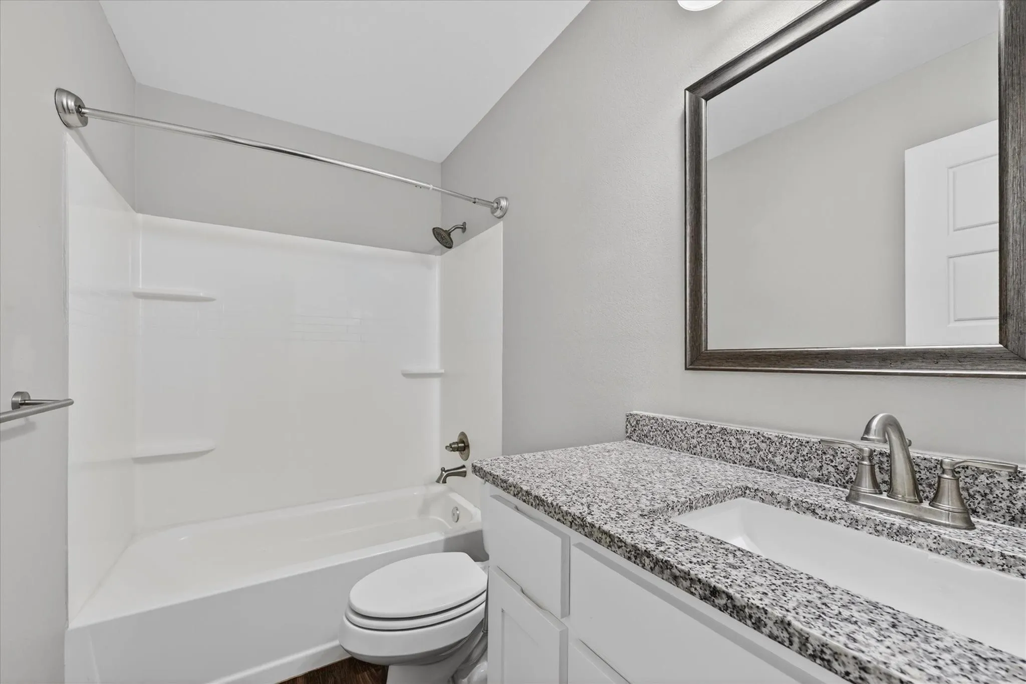 Single Family Residence For Rent in Grayson County , 1032 Ray Drive, Denison, Texas 75020, 3 Bedroom, 2 Bathroom, 1 Garage spaces, 1,248 Sqft, built in 2023, mls#21356620, Real Estate Agent in Denison, Homes For Rent in Grayson county, Homes For Rent in Denison, Realtor in Denison Texas, Real Estate Brokerage Independent Realty Texas, Luminita Cordes Realtor
