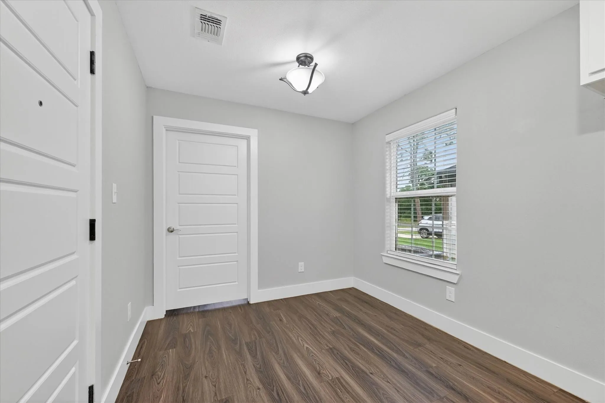 Single Family Residence For Rent in Grayson County , 1032 Ray Drive, Denison, Texas 75020, 3 Bedroom, 2 Bathroom, 1 Garage spaces, 1,248 Sqft, built in 2023, mls#21356620, Real Estate Agent in Denison, Homes For Rent in Grayson county, Homes For Rent in Denison, Realtor in Denison Texas, Real Estate Brokerage Independent Realty Texas, Luminita Cordes Realtor