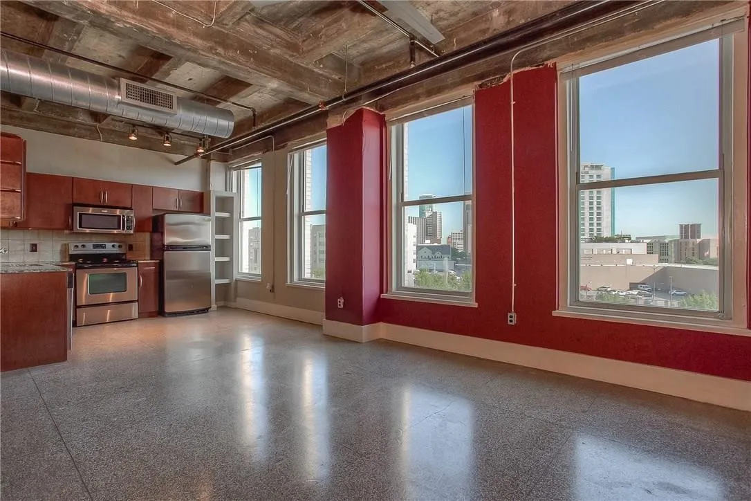 Condominium For Rent in Tarrant County , 221 W Lancaster Avenue 3006, Fort Worth, Texas 76102, 1 Bedroom, 1 Bathroom, Garage spaces, 745 Sqft, built in 1930, mls#21356630, Real Estate Agent in Fort Worth, Homes For Rent in Tarrant county, Homes For Rent in Fort Worth, Realtor in Fort Worth Texas, Real Estate Brokerage Independent Realty Texas, Luminita Cordes Realtor