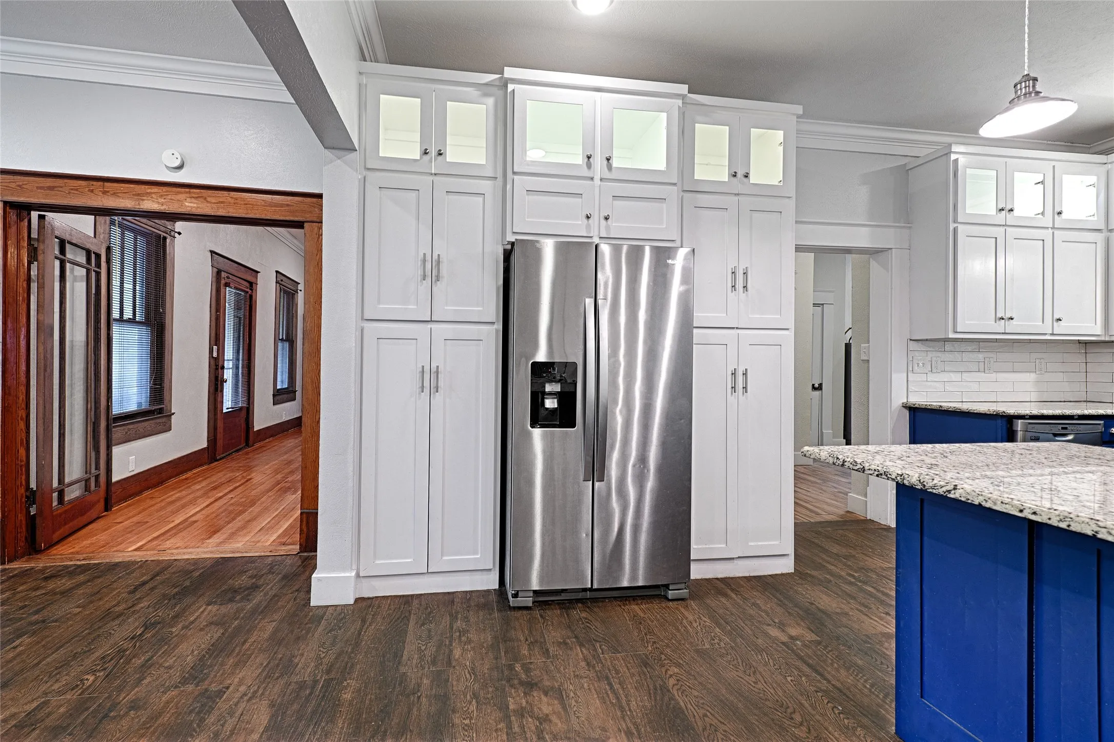 Single Family Residence For Sale in Grayson County , 309 W Walnut Street, Whitewright, Texas 75491, 3 Bedroom, 2 Bathroom, 1 Garage spaces, 2,180 Sqft, built in 1900, Price $389,900, mls#21356266, Real Estate Agent in Whitewright, Homes For Sale in Grayson county, Homes For Sale in Whitewright, Realtor in Whitewright Texas, Real Estate Brokerage Independent Realty Texas, Luminita Cordes Realtor