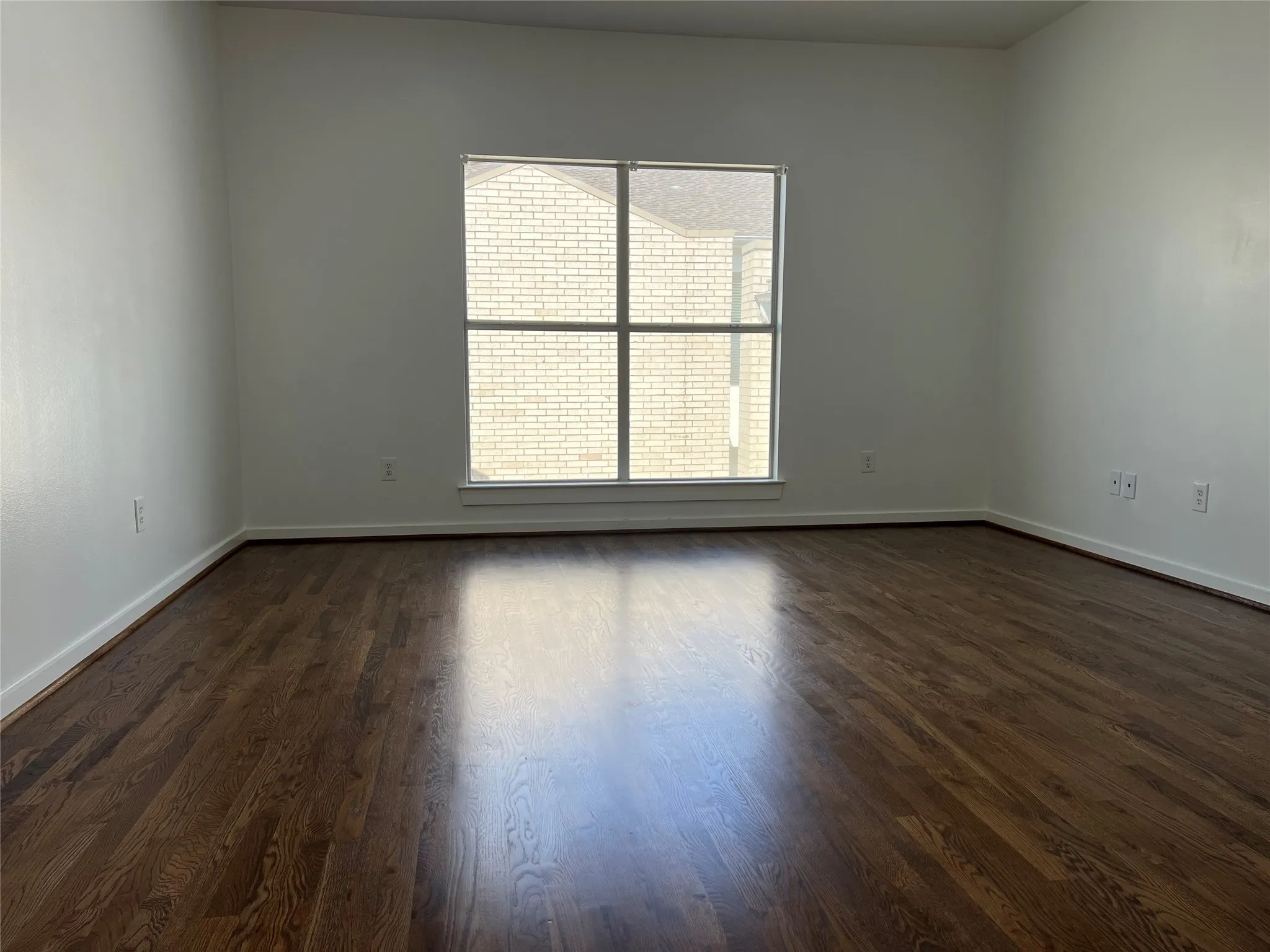 Townhouse For Sale in Dallas County , 4304 Gilbert Avenue, Dallas, Texas 75219, 3 Bedroom, 3 Bathroom, 2 Garage spaces, 1,957 Sqft, built in 1998, mls#21356645, Real Estate Agent in Dallas, Homes For Sale in Dallas county, Homes For Sale in Dallas, Realtor in Dallas Texas, Real Estate Brokerage Independent Realty Texas, Luminita Cordes Realtor