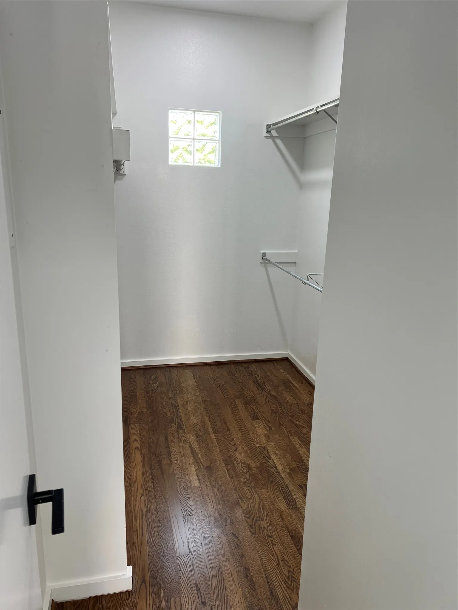 Townhouse For Sale in Dallas County , 4304 Gilbert Avenue, Dallas, Texas 75219, 3 Bedroom, 3 Bathroom, 2 Garage spaces, 1,957 Sqft, built in 1998, mls#21356645, Real Estate Agent in Dallas, Homes For Sale in Dallas county, Homes For Sale in Dallas, Realtor in Dallas Texas, Real Estate Brokerage Independent Realty Texas, Luminita Cordes Realtor