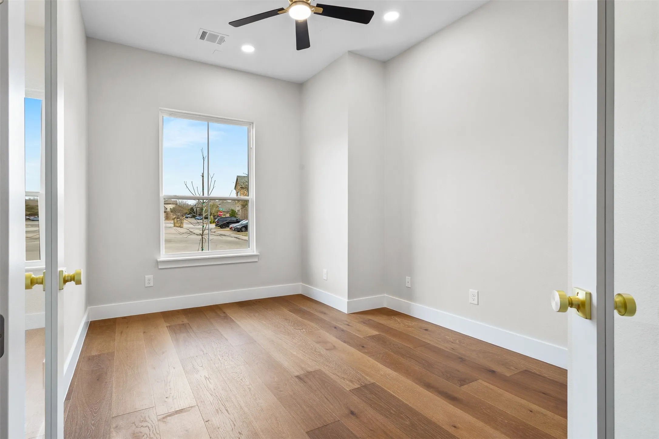 Single Family Residence For Sale in Tarrant County , 7133 Stone Villa Circle, North Richland Hills, Texas 76182, 4 Bedroom, 3 Bathroom, 2 Garage spaces, 3,194 Sqft, built in 2026, mls#21356652, Real Estate Agent in North Richland Hills, Homes For Sale in Tarrant county, Homes For Sale in North Richland Hills, Realtor in North Richland Hills Texas, Real Estate Brokerage Independent Realty Texas, Luminita Cordes Realtor