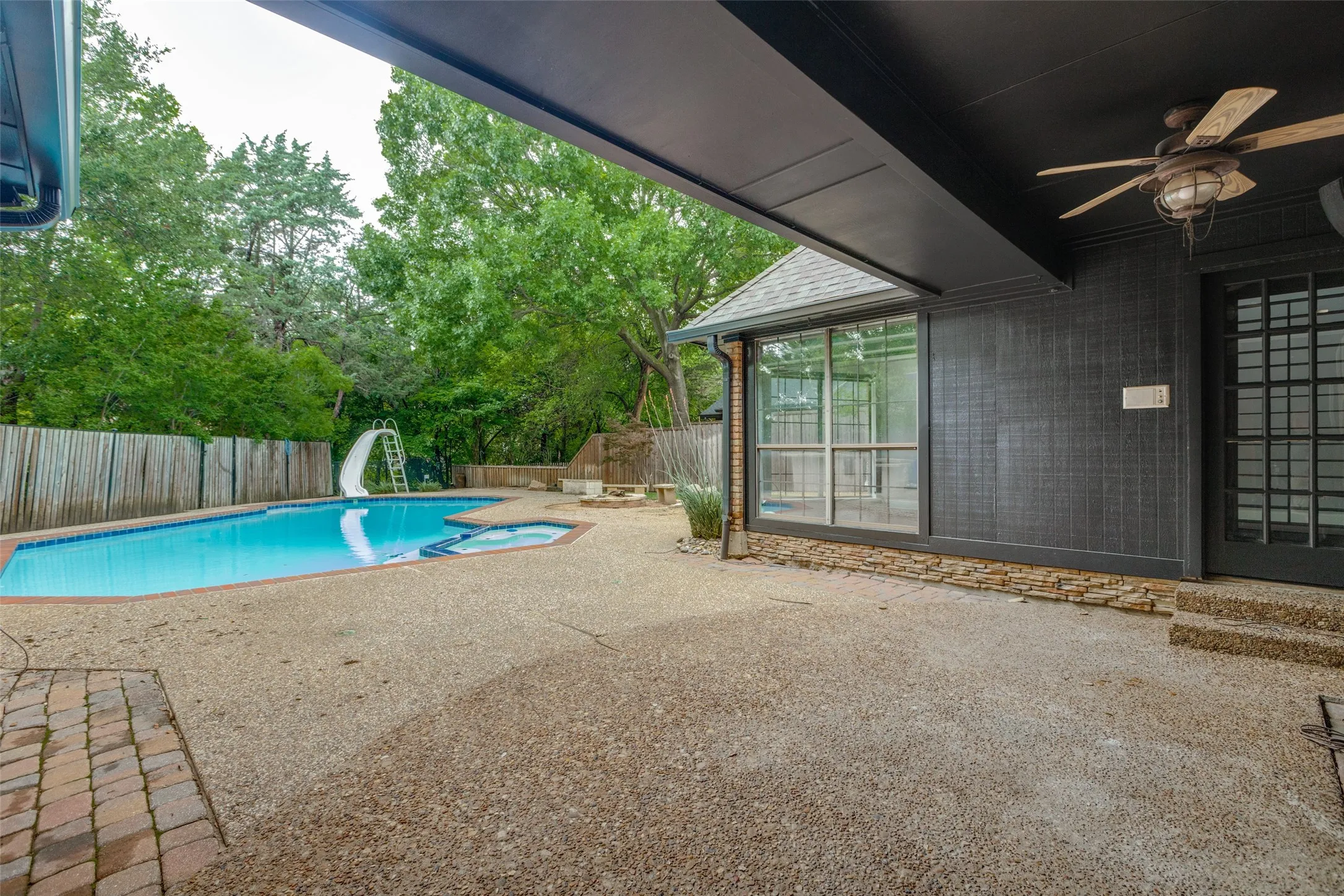 Single Family Residence For Rent in Collin County , 6701 Timothy Drive, Plano, Texas 75023, 4 Bedroom, 4 Bathroom, 2 Garage spaces, 3,429 Sqft, built in 1982, mls#21355824, Real Estate Agent in Plano, Homes For Rent in Collin county, Homes For Rent in Plano, Realtor in Plano Texas, Real Estate Brokerage Independent Realty Texas, Luminita Cordes Realtor