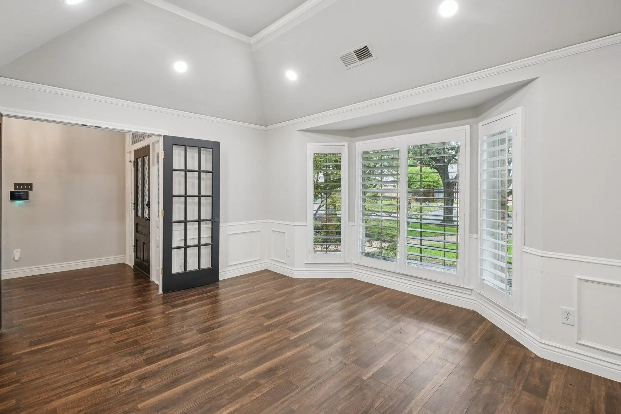 Single Family Residence For Rent in Collin County , 6701 Timothy Drive, Plano, Texas 75023, 4 Bedroom, 4 Bathroom, 2 Garage spaces, 3,429 Sqft, built in 1982, mls#21355824, Real Estate Agent in Plano, Homes For Rent in Collin county, Homes For Rent in Plano, Realtor in Plano Texas, Real Estate Brokerage Independent Realty Texas, Luminita Cordes Realtor