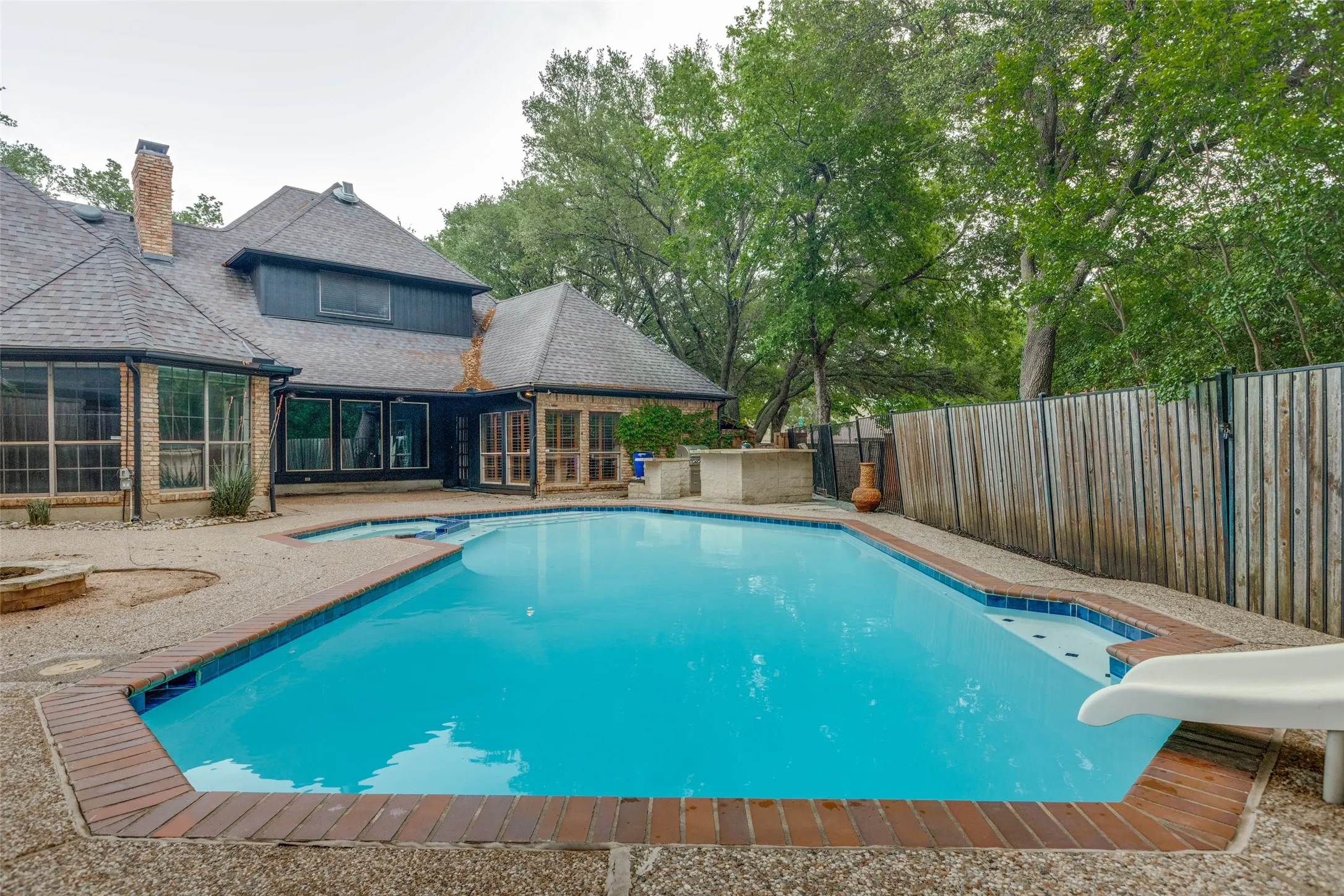 Single Family Residence For Rent in Collin County , 6701 Timothy Drive, Plano, Texas 75023, 4 Bedroom, 4 Bathroom, 2 Garage spaces, 3,429 Sqft, built in 1982, mls#21355824, Real Estate Agent in Plano, Homes For Rent in Collin county, Homes For Rent in Plano, Realtor in Plano Texas, Real Estate Brokerage Independent Realty Texas, Luminita Cordes Realtor