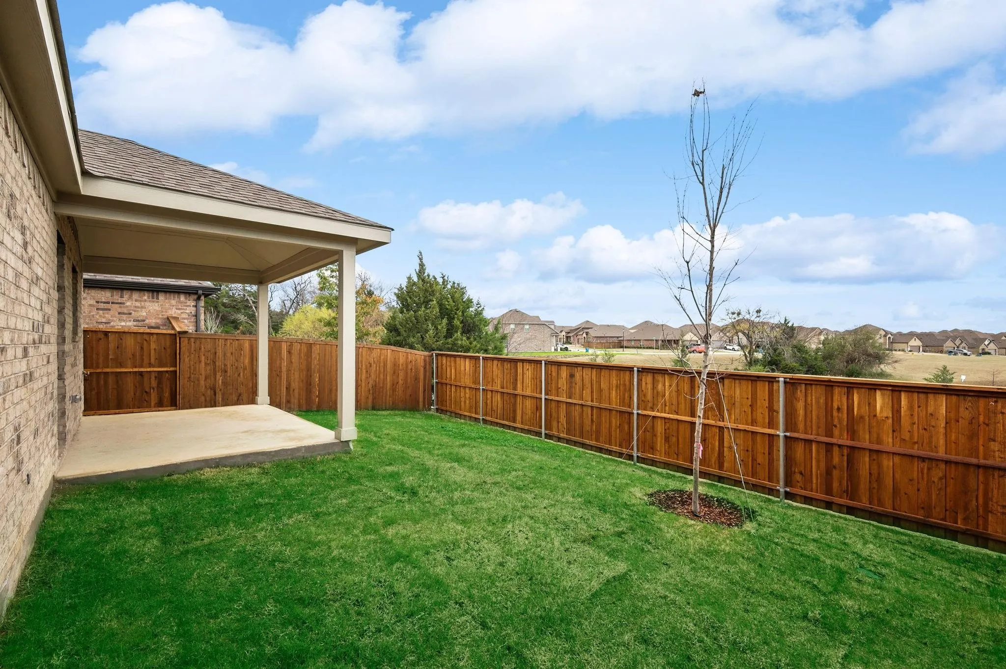 Single Family Residence For Rent in Kaufman County , 2907 Doggett Drive, Forney, Texas 75126, 4 Bedroom, 3 Bathroom, 2 Garage spaces, 2,139 Sqft, built in 2022, mls#21356655, Real Estate Agent in Forney, Homes For Rent in Kaufman county, Homes For Rent in Forney, Realtor in Forney Texas, Real Estate Brokerage Independent Realty Texas, Luminita Cordes Realtor