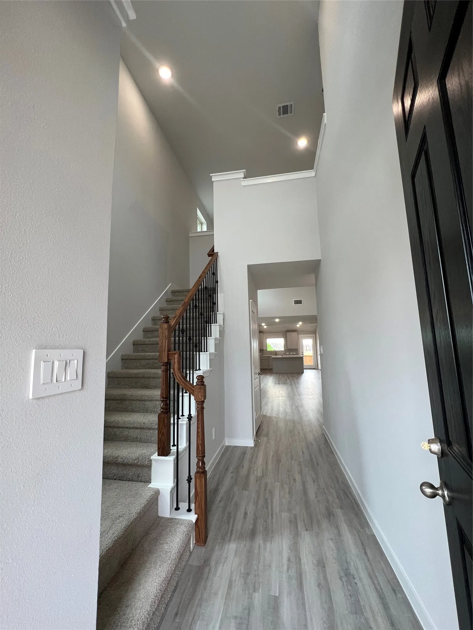 Single Family Residence For Rent in Kaufman County , 2907 Doggett Drive, Forney, Texas 75126, 4 Bedroom, 3 Bathroom, 2 Garage spaces, 2,139 Sqft, built in 2022, mls#21356655, Real Estate Agent in Forney, Homes For Rent in Kaufman county, Homes For Rent in Forney, Realtor in Forney Texas, Real Estate Brokerage Independent Realty Texas, Luminita Cordes Realtor