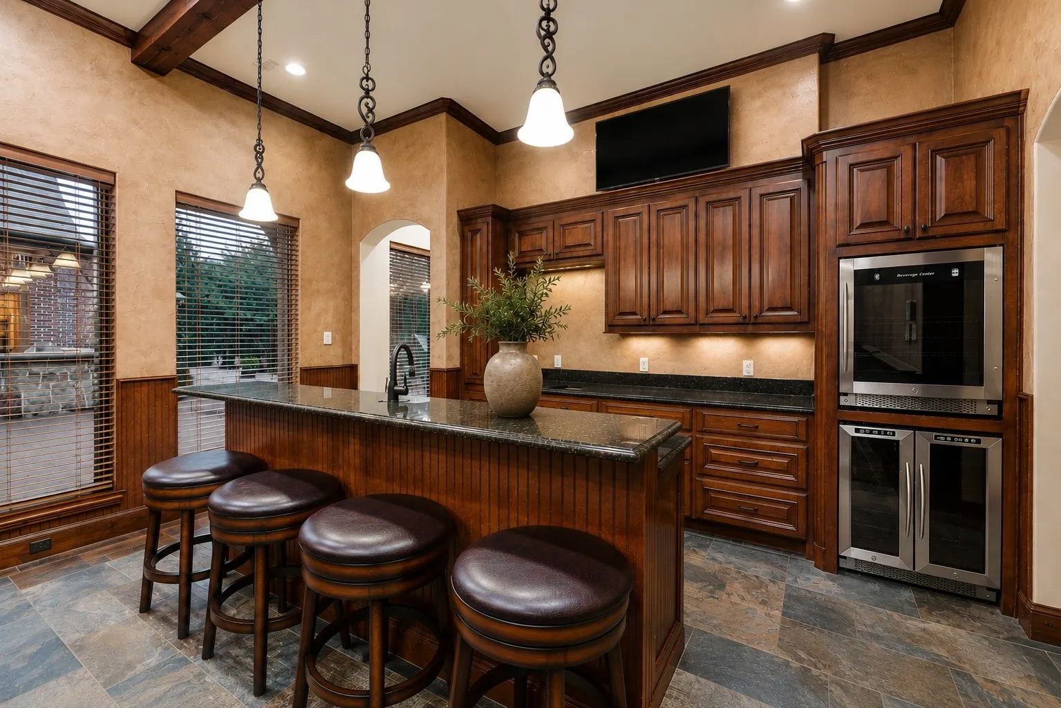 Single Family Residence For Sale in Denton County , 685 Knob Hill Court, Argyle, Texas 76226, 7 Bedroom, 10 Bathroom, 4 Garage spaces, 8,883 Sqft, built in 2005, Price $2,500,000, mls#21353983, Real Estate Agent in Argyle, Homes For Sale in Denton county, Homes For Sale in Argyle, Realtor in Argyle Texas, Real Estate Brokerage Independent Realty Texas, Luminita Cordes Realtor